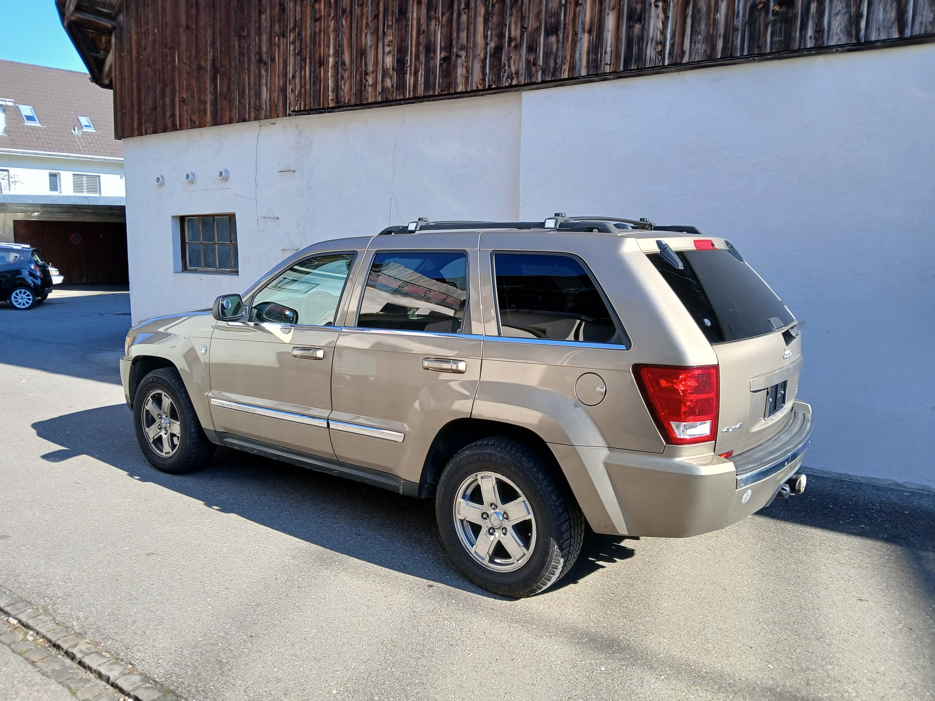 JEEP Grand Cherokee 5.7 HEMI Limited Automatic-image-3