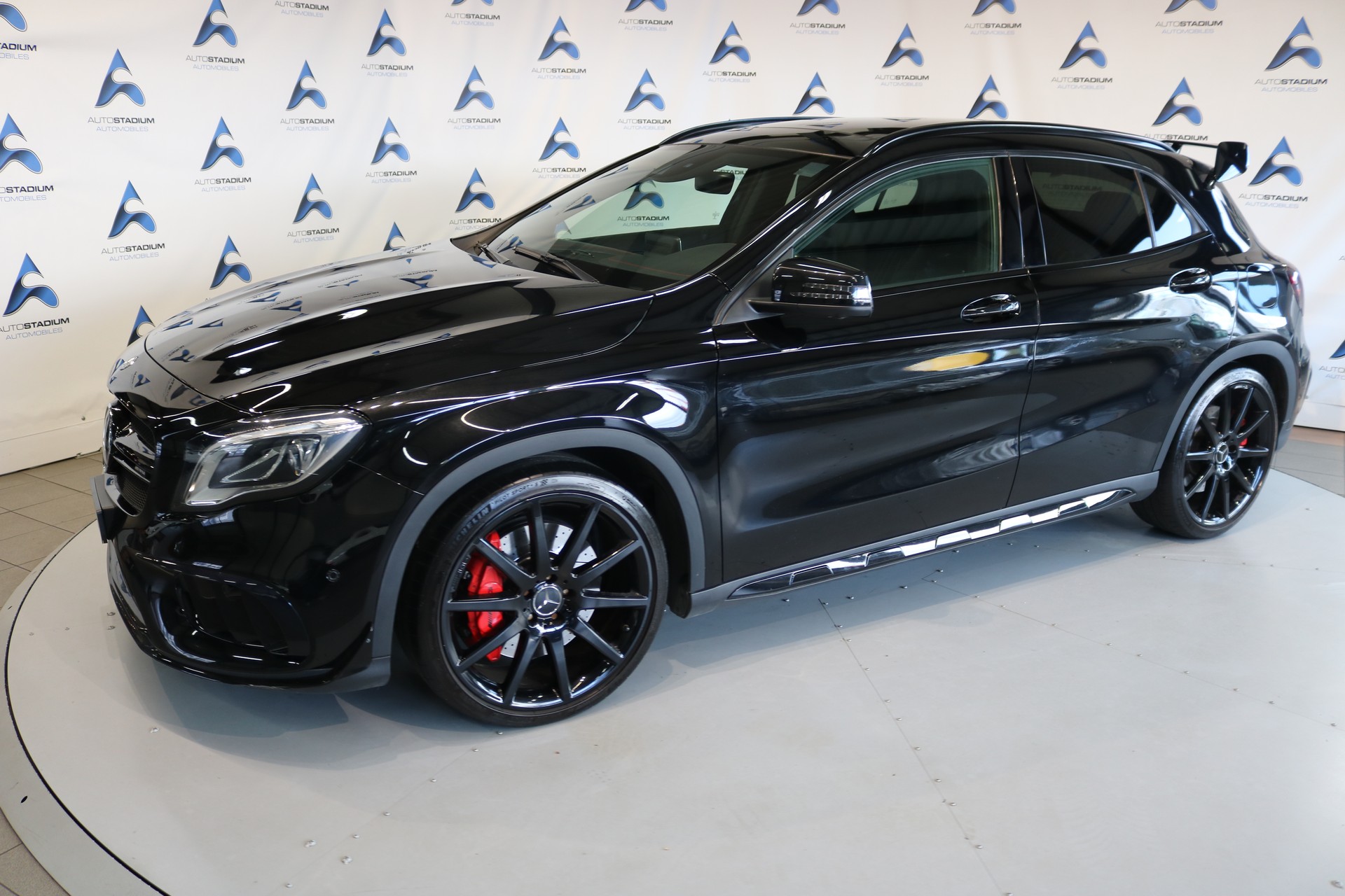 MERCEDES-BENZ GLA 45 AMG Night Edition 4Matic 7G-DCT-image-11