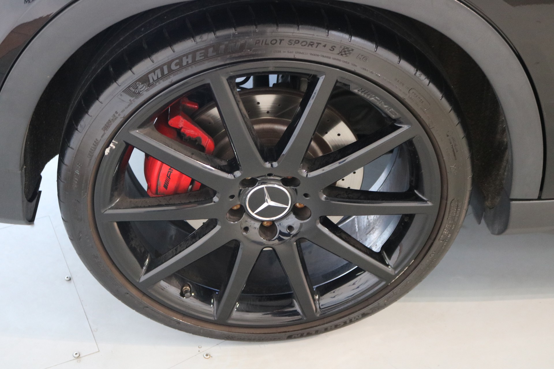 MERCEDES-BENZ GLA 45 AMG Night Edition 4Matic 7G-DCT-image-24