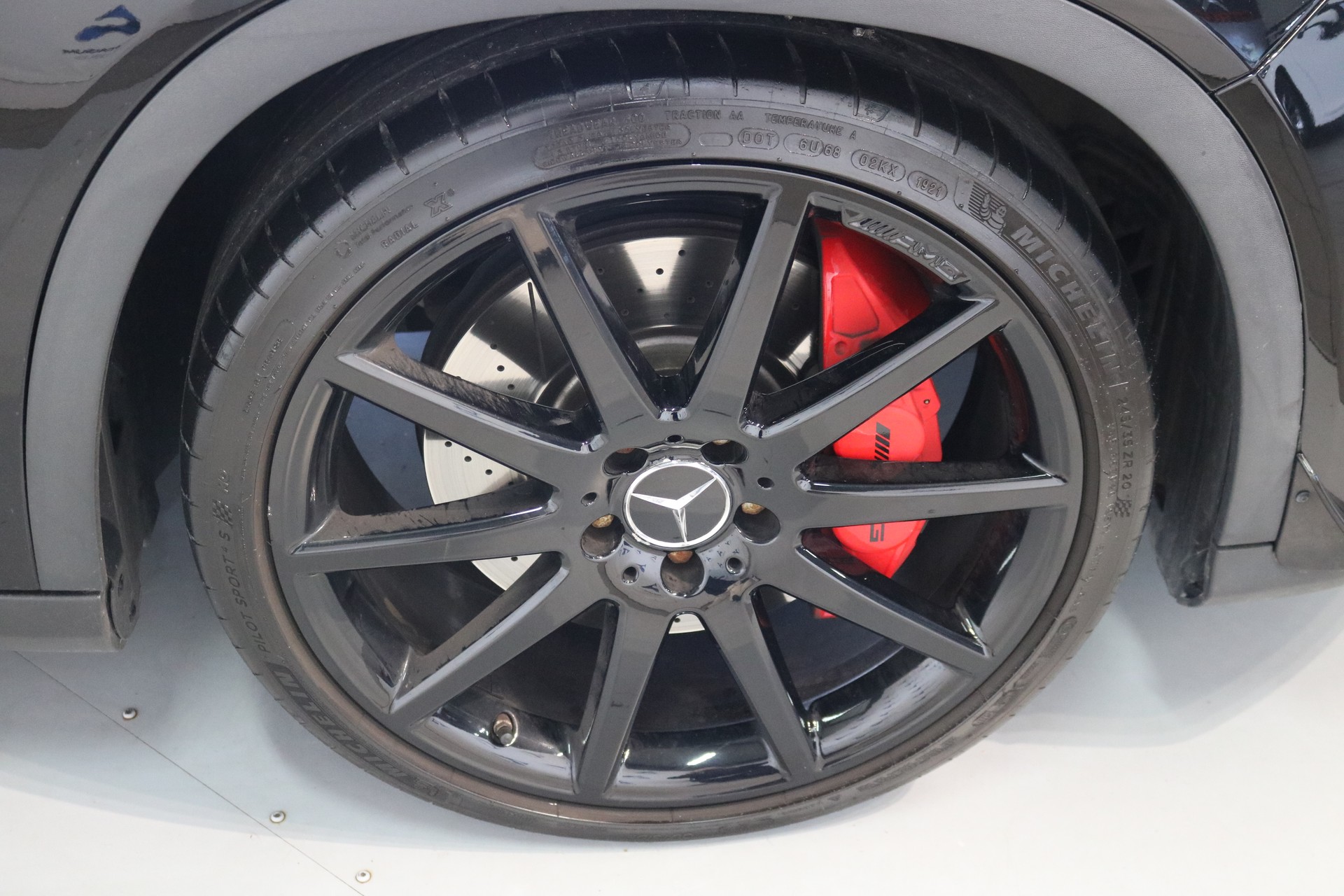 MERCEDES-BENZ GLA 45 AMG Night Edition 4Matic 7G-DCT-image-25