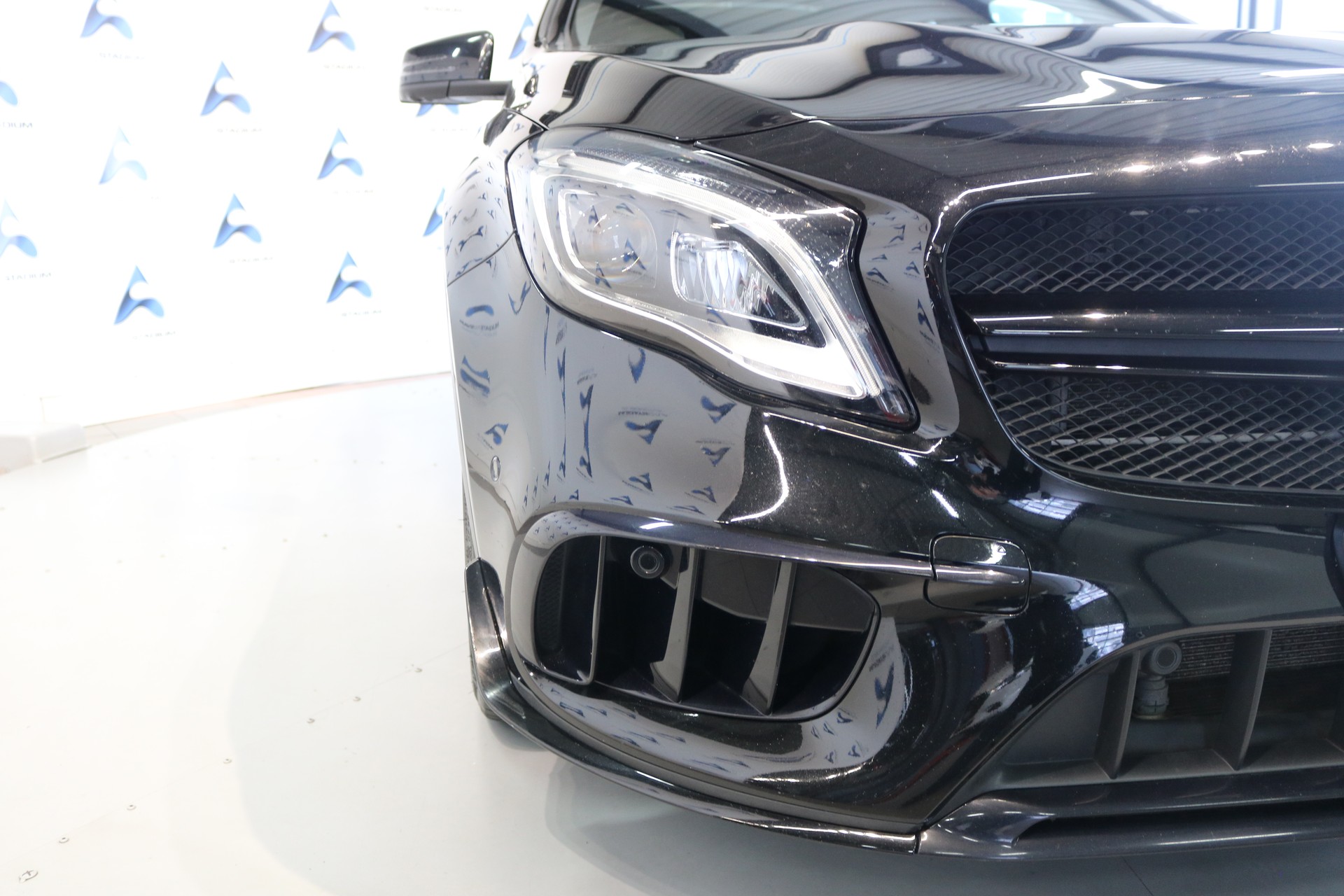 MERCEDES-BENZ GLA 45 AMG Night Edition 4Matic 7G-DCT-image-27