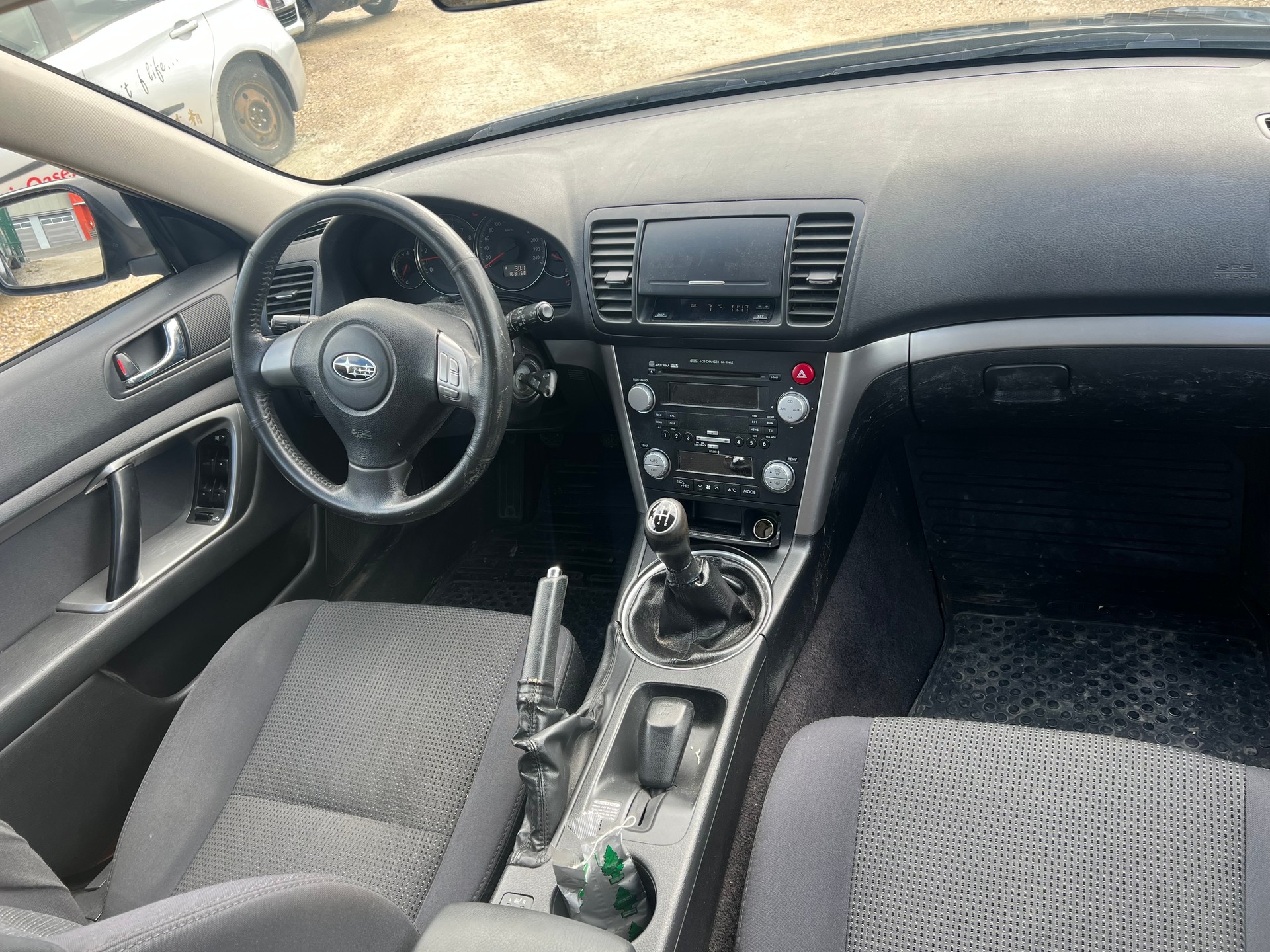 SUBARU Legacy 2.0R AWD Joker-image-8