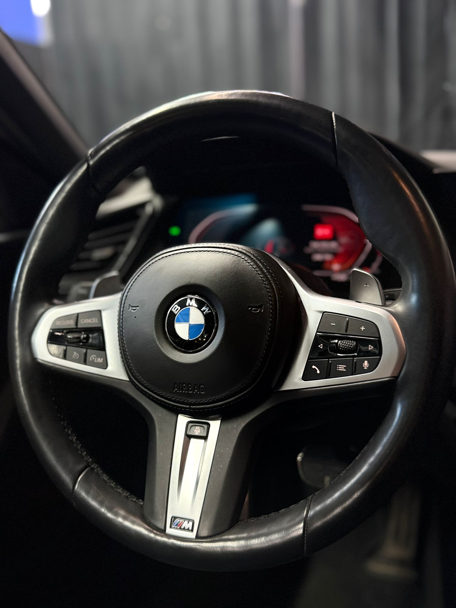 BMW 120d xDrive Steptronic M Sport-image-16