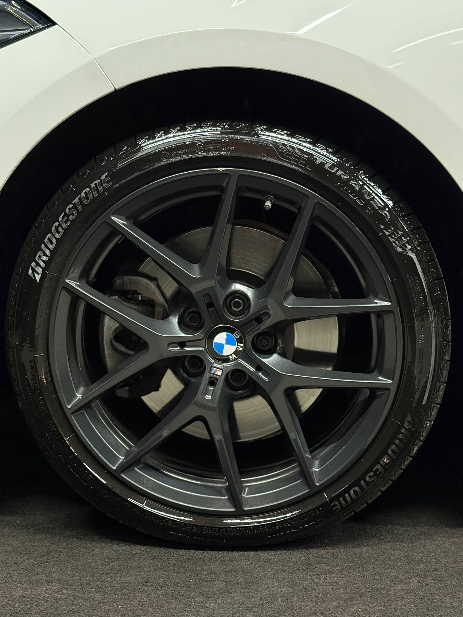 BMW 120d xDrive Steptronic M Sport-image-9