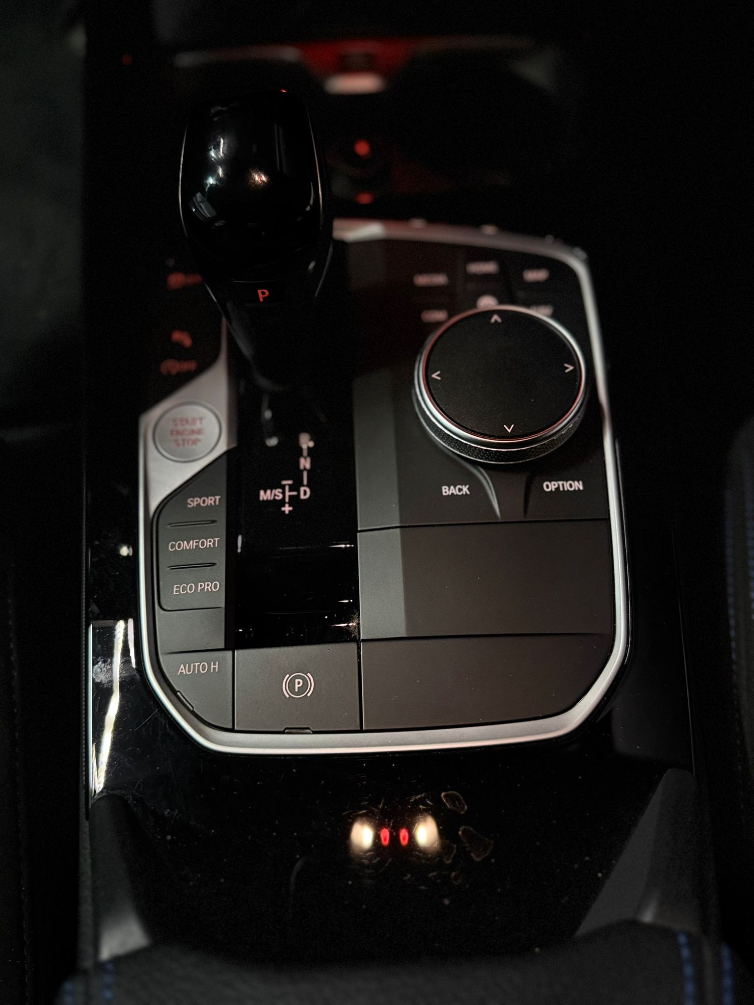 BMW 120d xDrive Steptronic M Sport-image-17