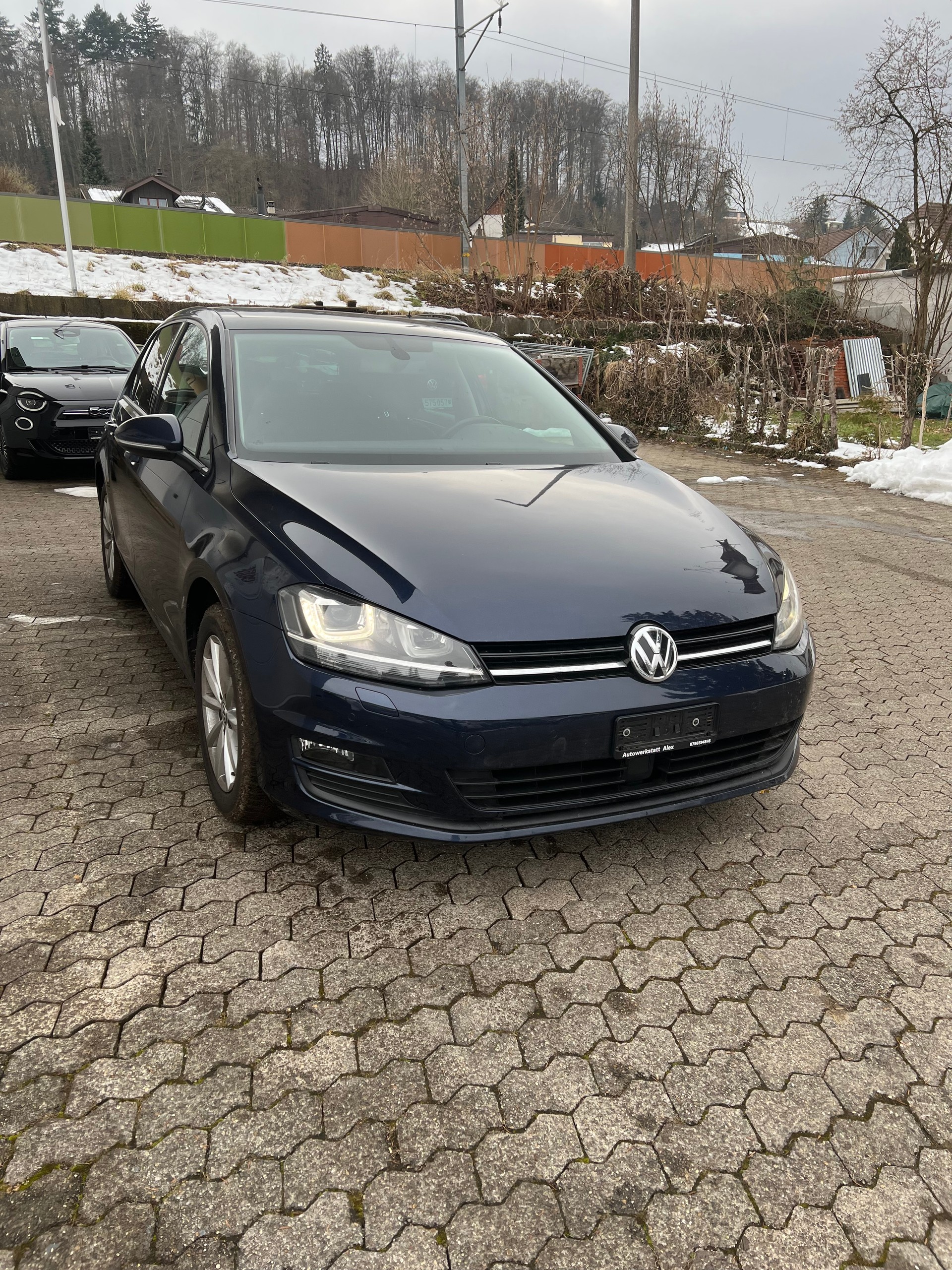 VW Golf 1.2 TSI Comfortline DSG-image-2