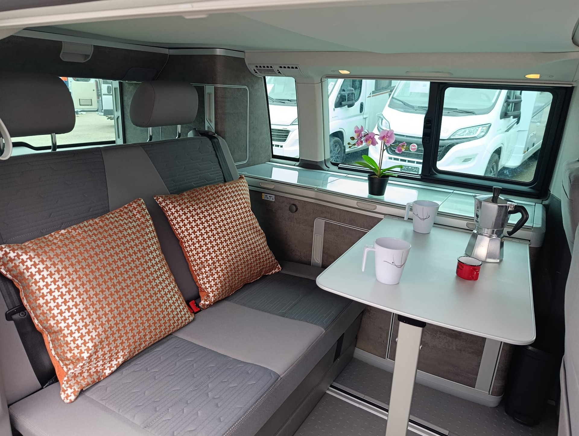 VW T6.1 Ocean Liberty ***3er E-Fahrradträger für AHK***Heckauszug***8-fach bereift***Standheizung Luft und Wasser- Zusatzheizung***-image-8