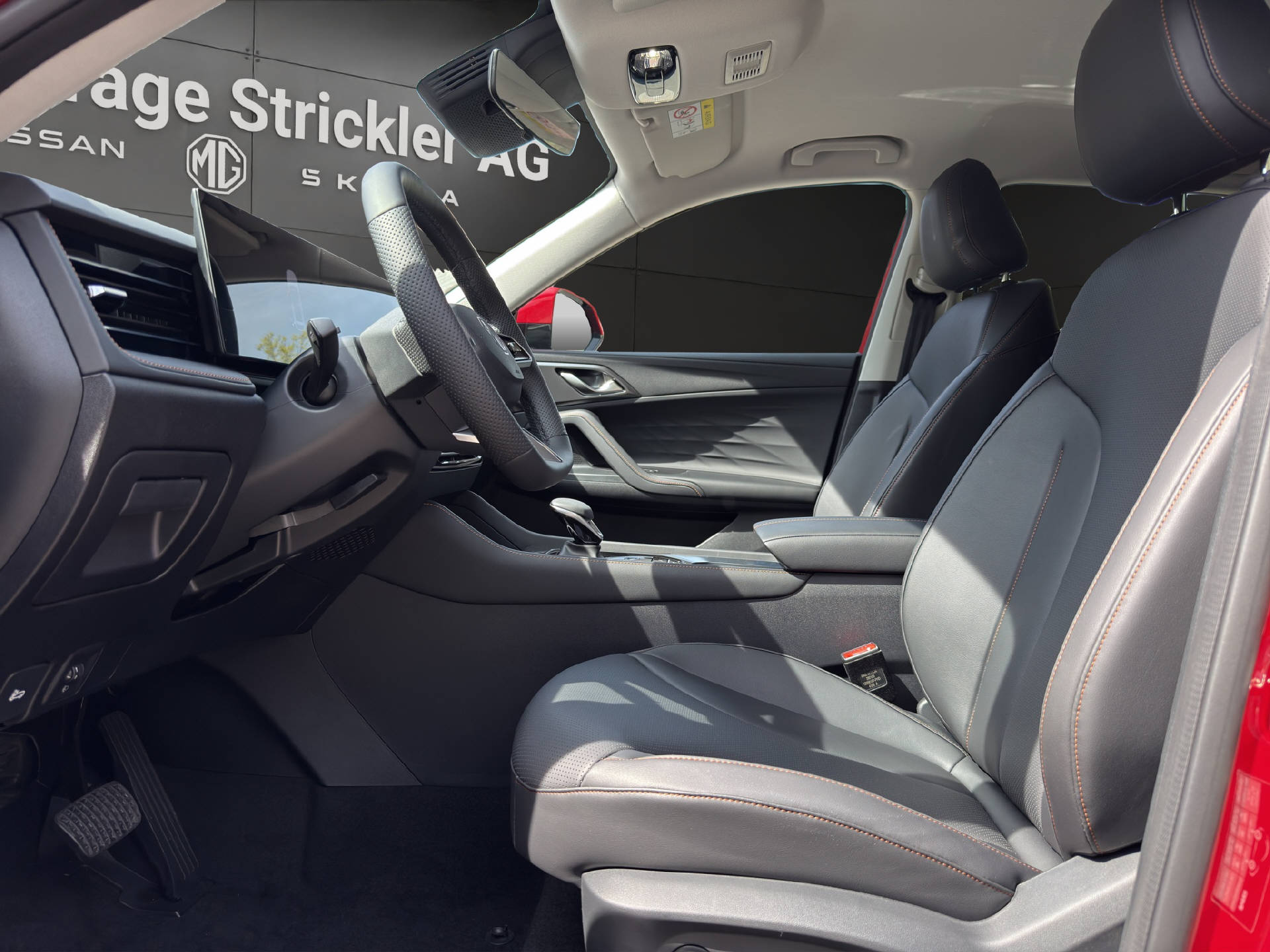 MG HS 1.5 Hybrid Luxury-image-9