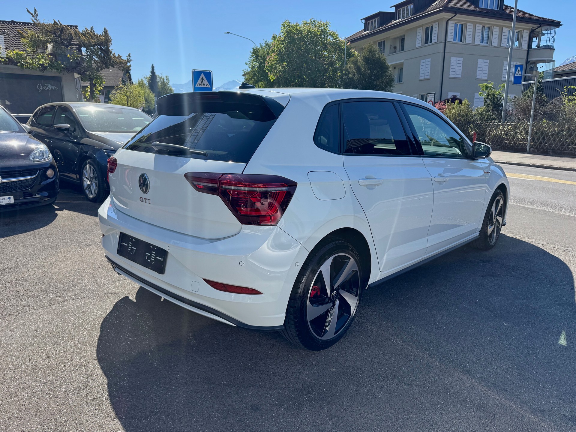 VW Polo 2.0 TSI GTI DSG-image-7