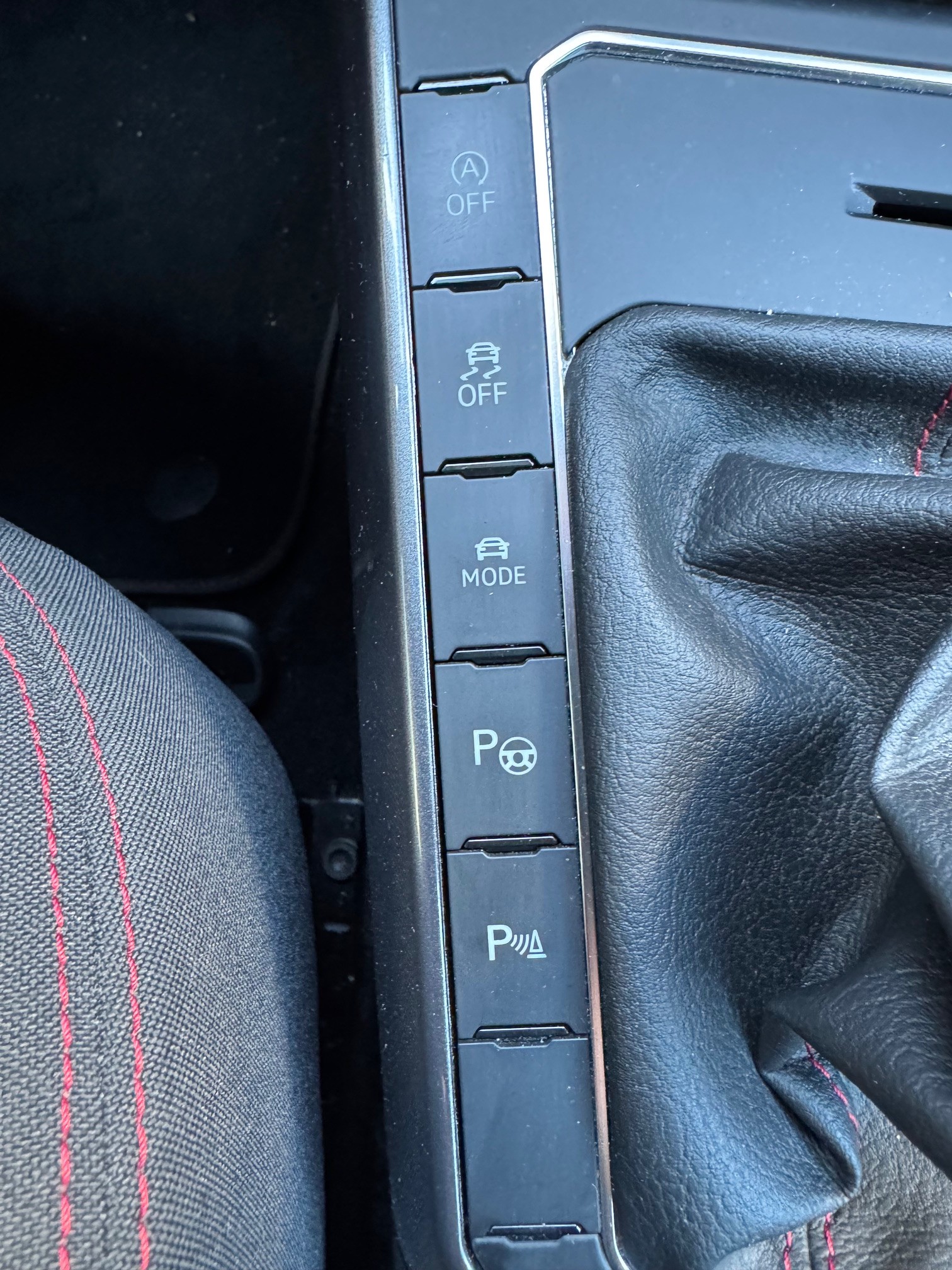 VW Polo 2.0 TSI GTI DSG-image-19
