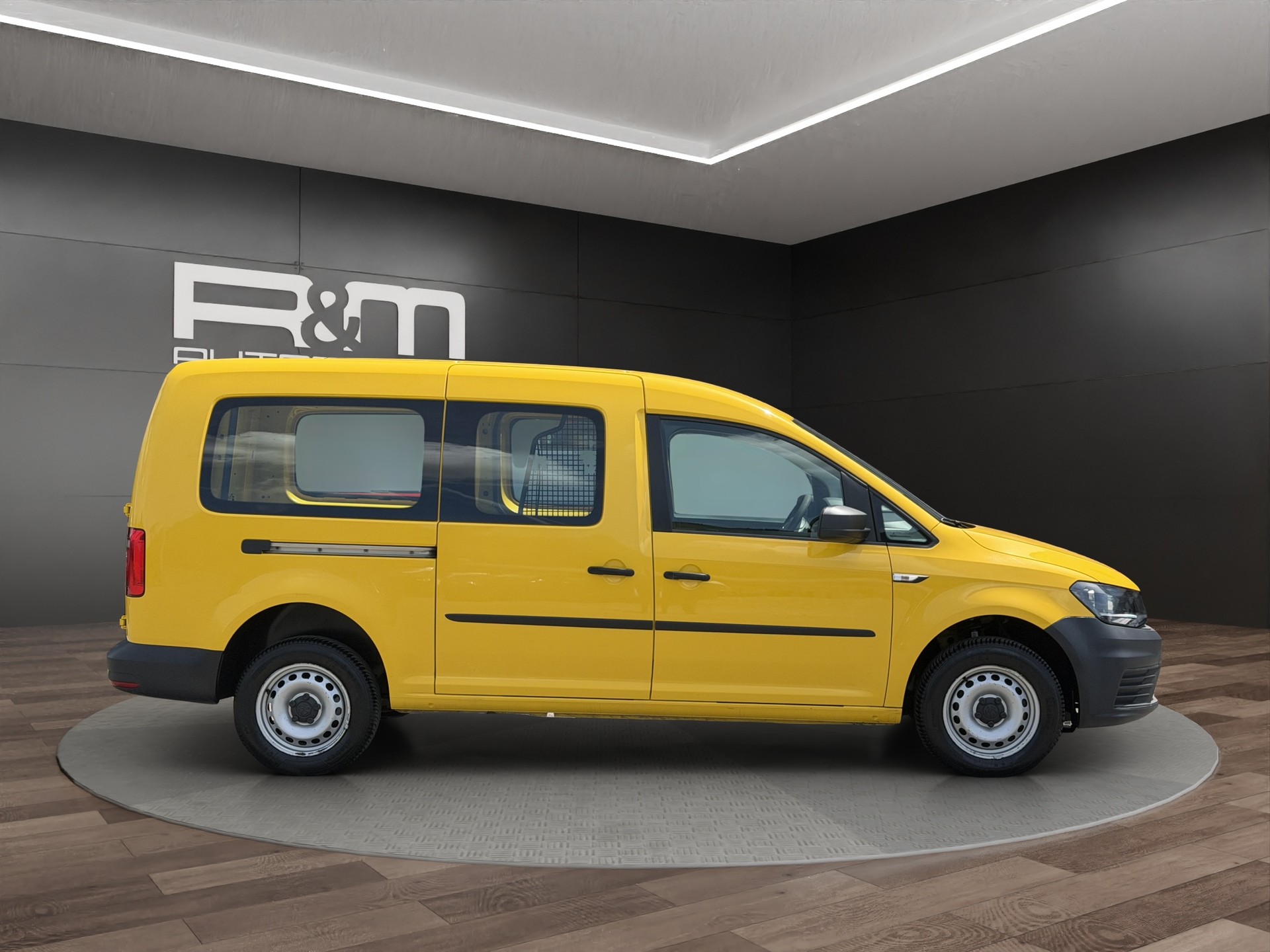 VW Caddy Maxi 2.0TDI 4Motion Technology-image-2