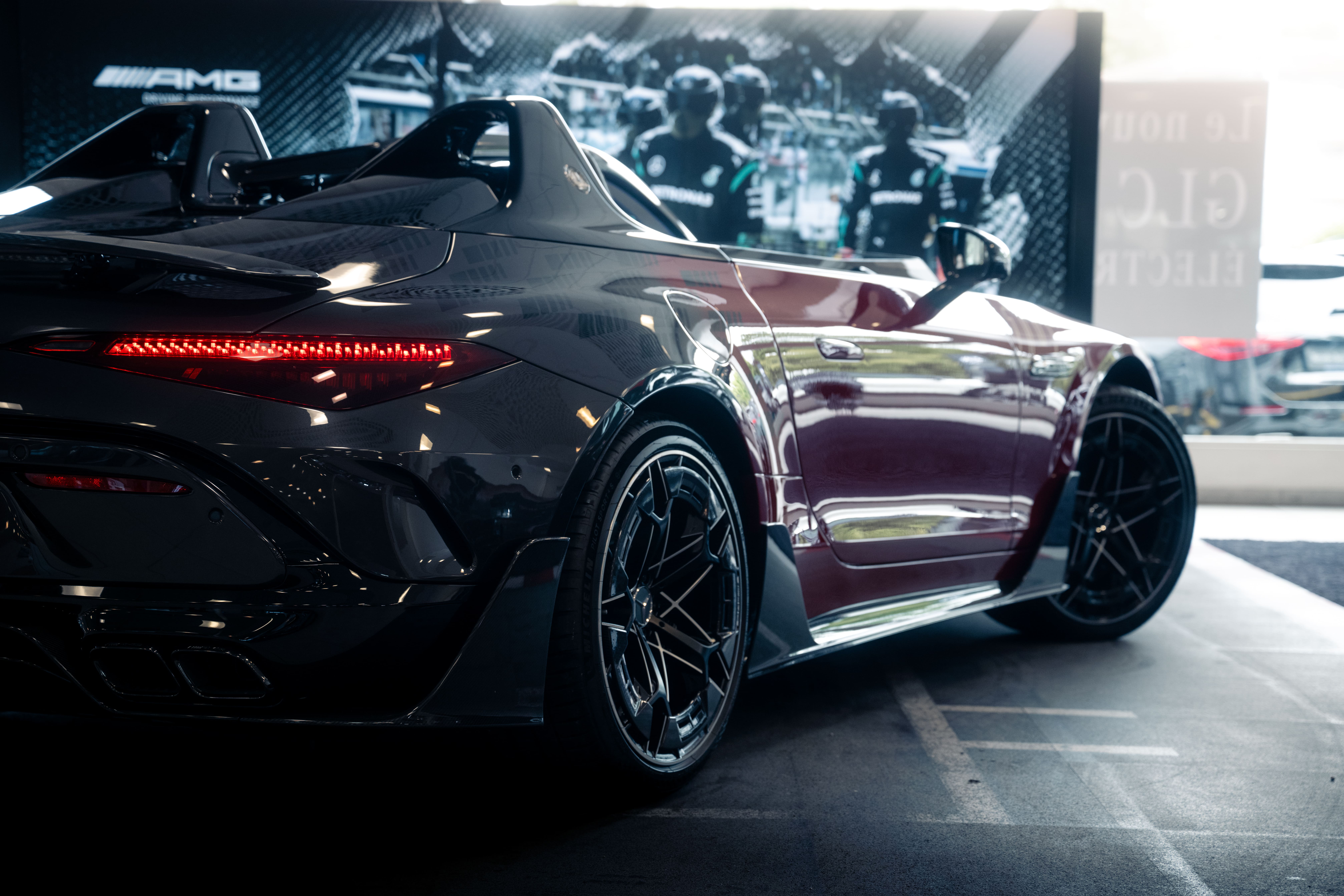 Image MERCEDES-BENZ SL-63-AMG AMG PureSpeed 1 one 250