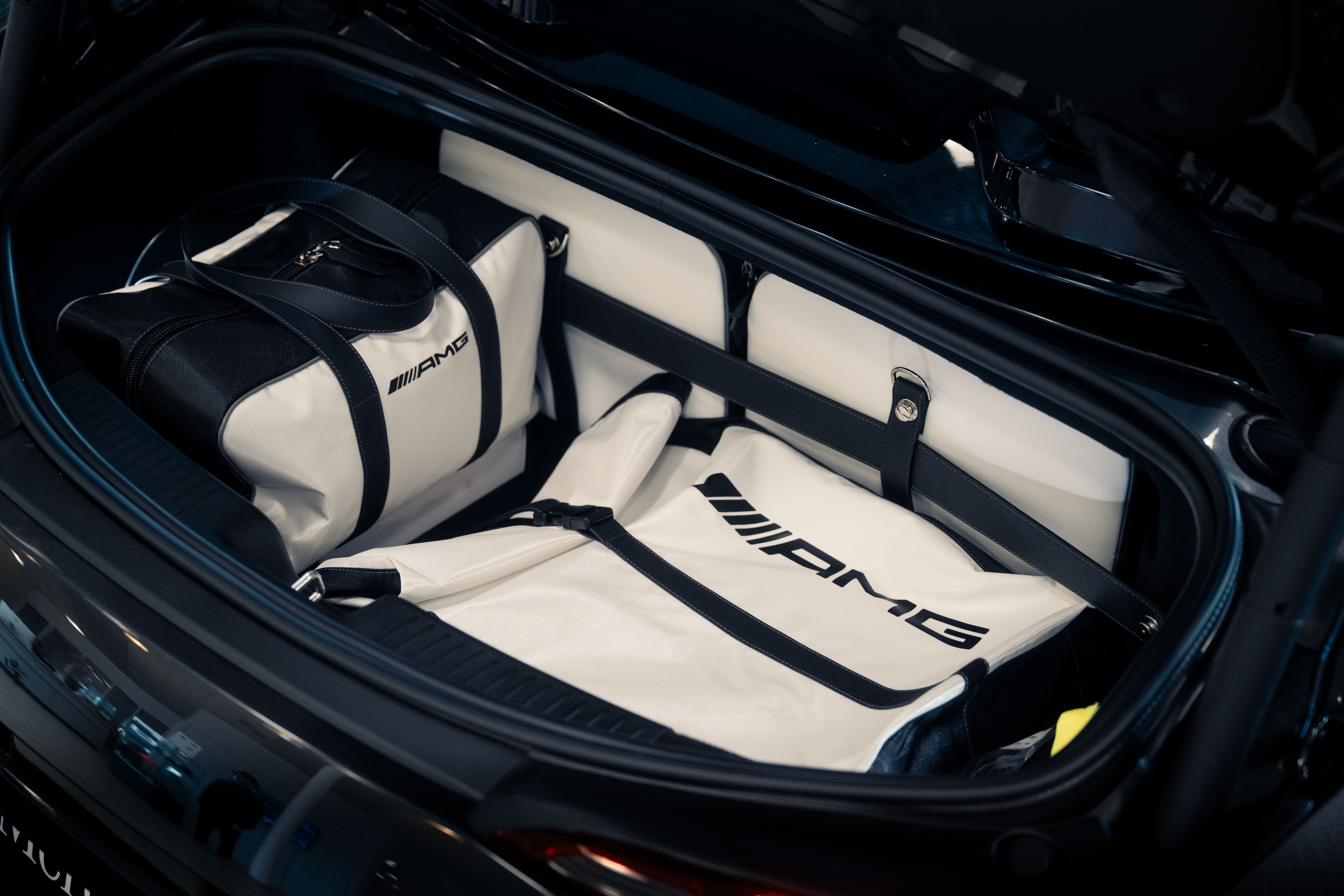 Image MERCEDES-BENZ SL-63-AMG AMG PureSpeed 1 one 250
