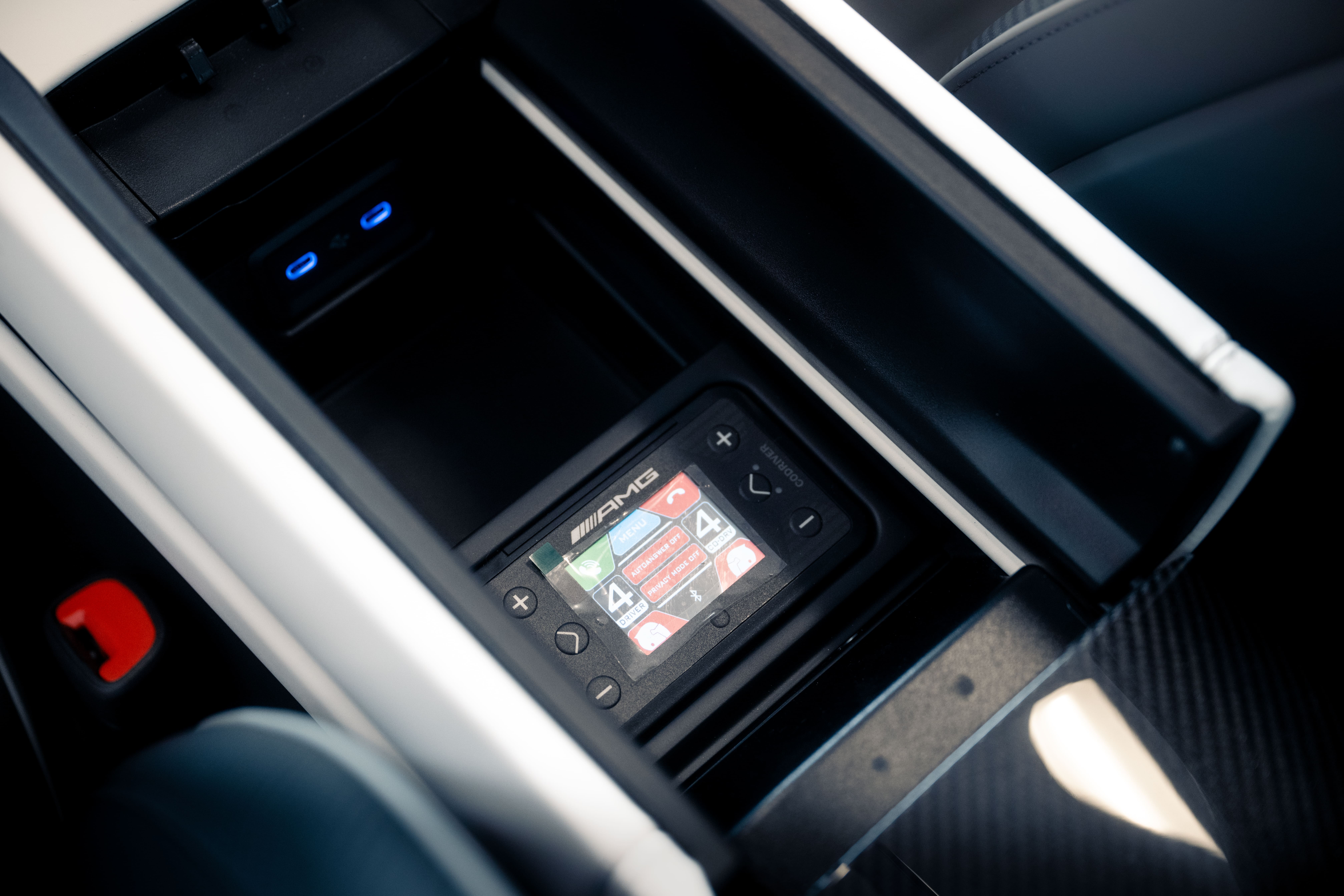 Image MERCEDES-BENZ SL-63-AMG AMG PureSpeed 1 one 250