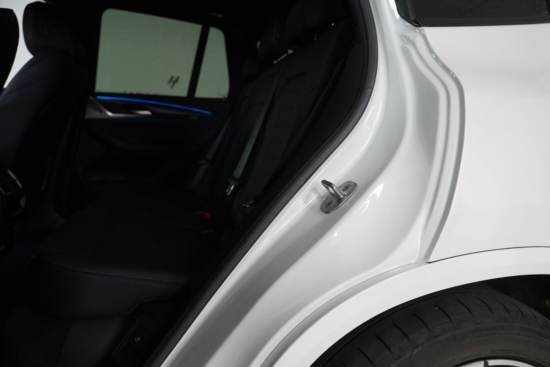 BMW iX3 Impressive-image-13