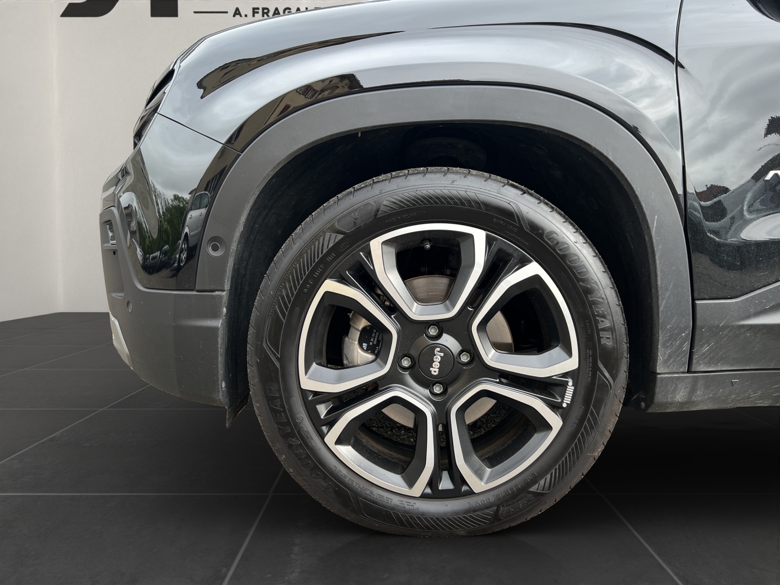 JEEP Avenger Summit-image-6
