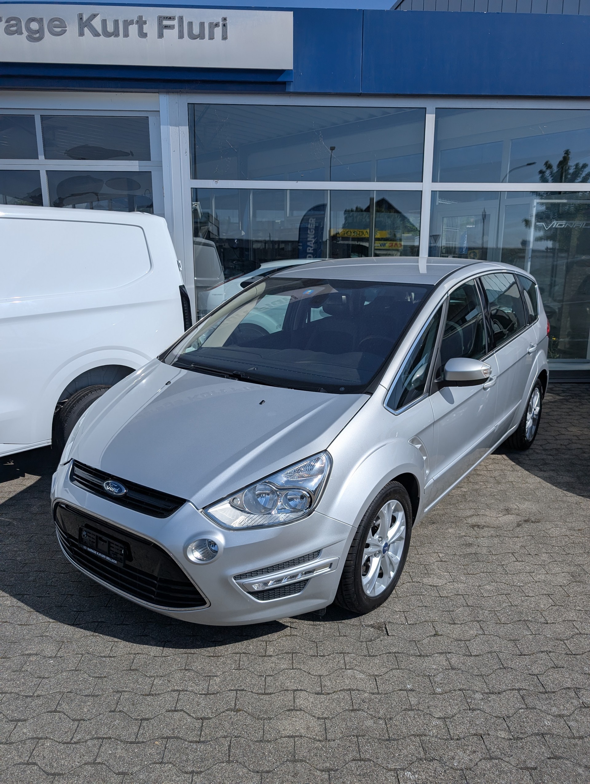FORD S-Max 2.0 SCTi Titanium PowerShift-image-0