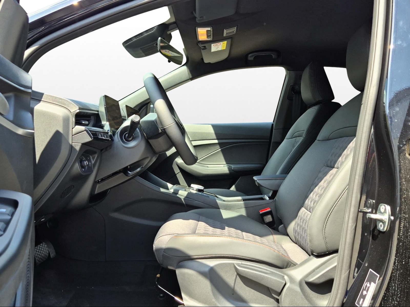 MG 3 1.5 Hybrid Luxury-image-7