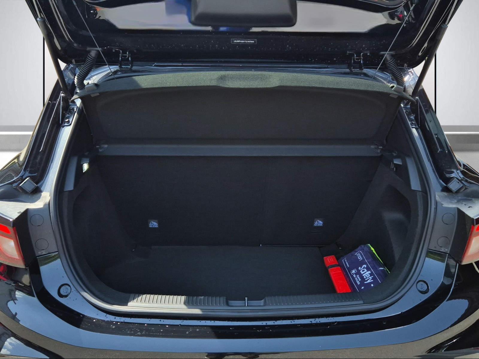 MG 3 1.5 Hybrid Luxury-image-13
