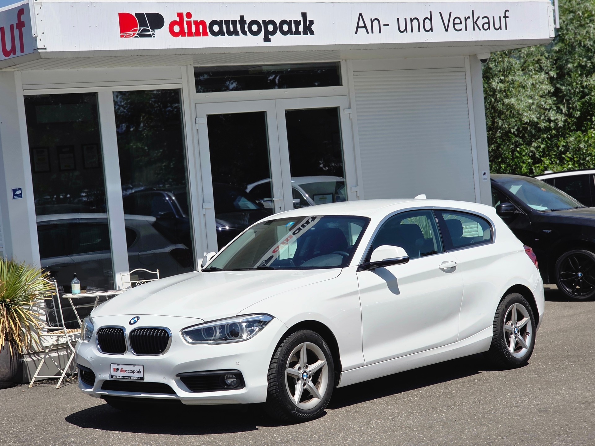 BMW 120d Steptronic * Frisch ab MFK & Service *-image-0