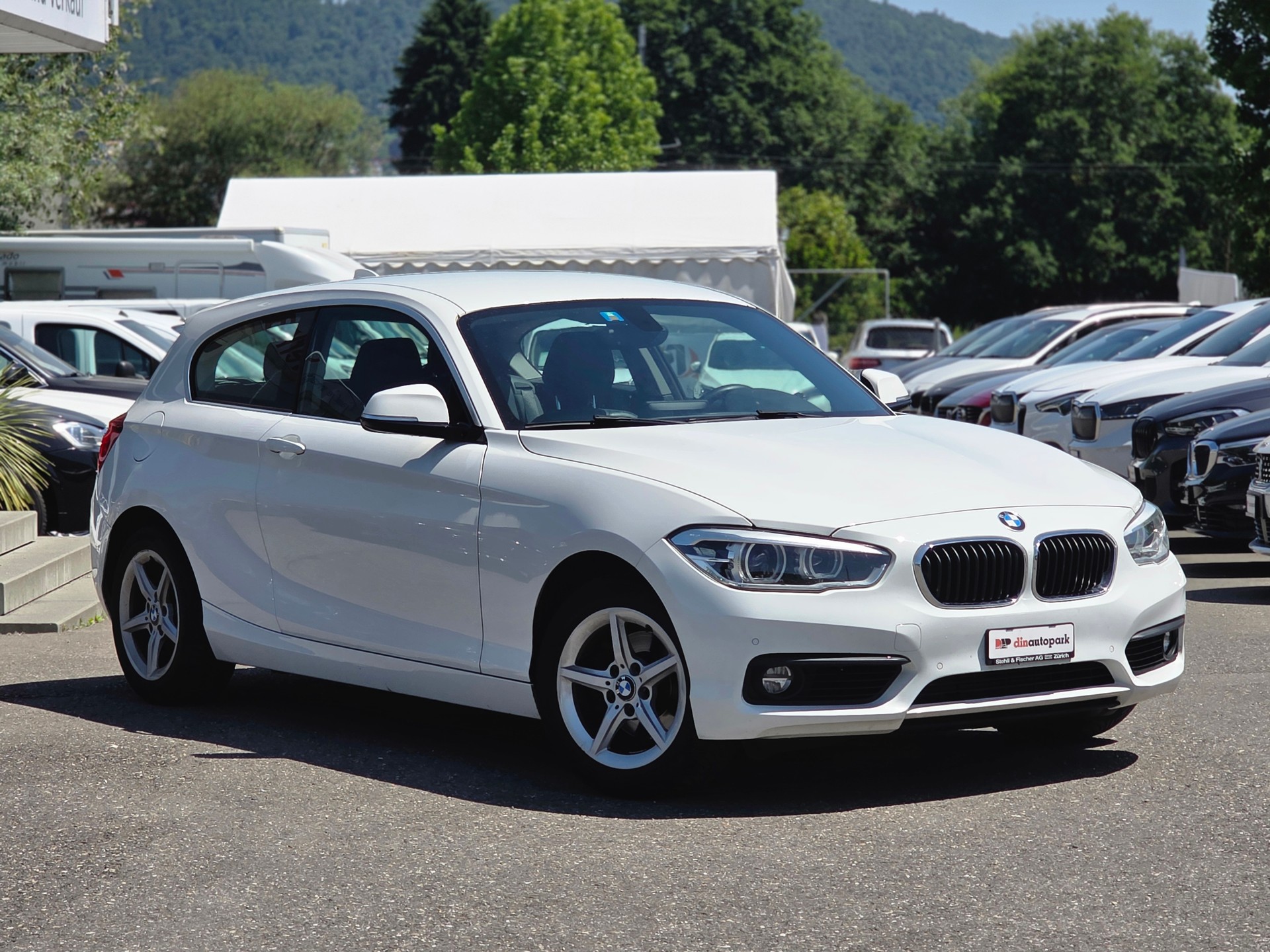 BMW 120d Steptronic * Frisch ab MFK & Service *-image-2