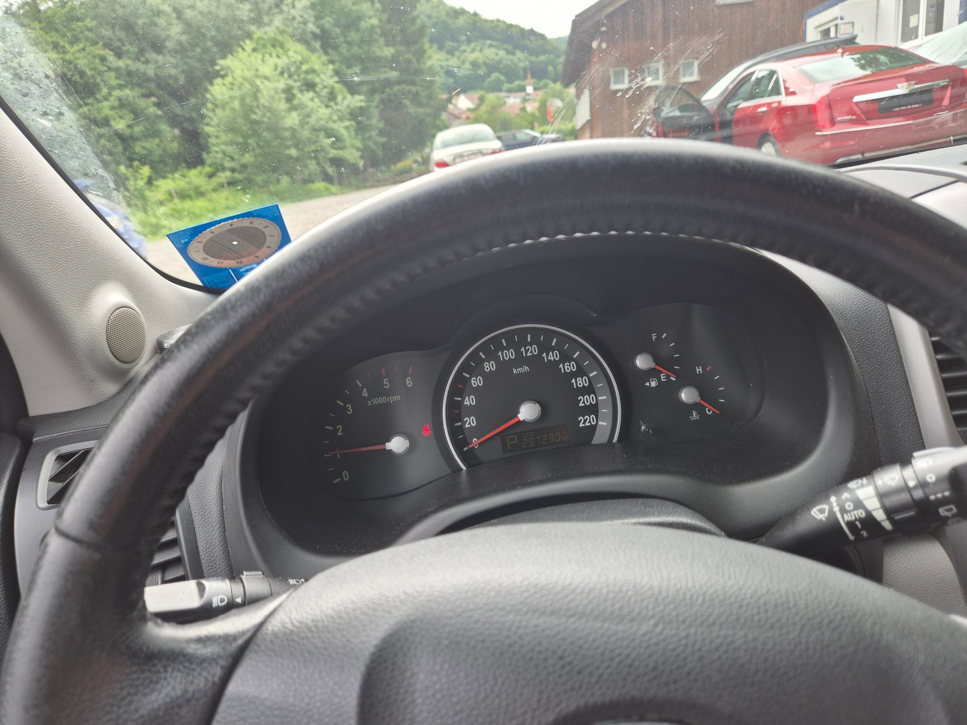 KIA Carnival 2.2 CRDi _seven Automatic-image-5