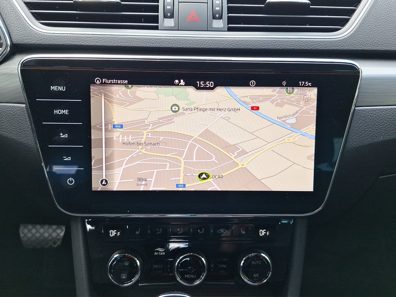 SKODA Superb Combi 2.0 TDI Style DSG-image-9