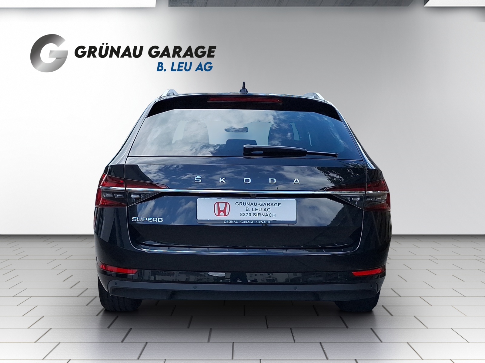 SKODA Superb Combi 2.0 TDI Style DSG-image-3