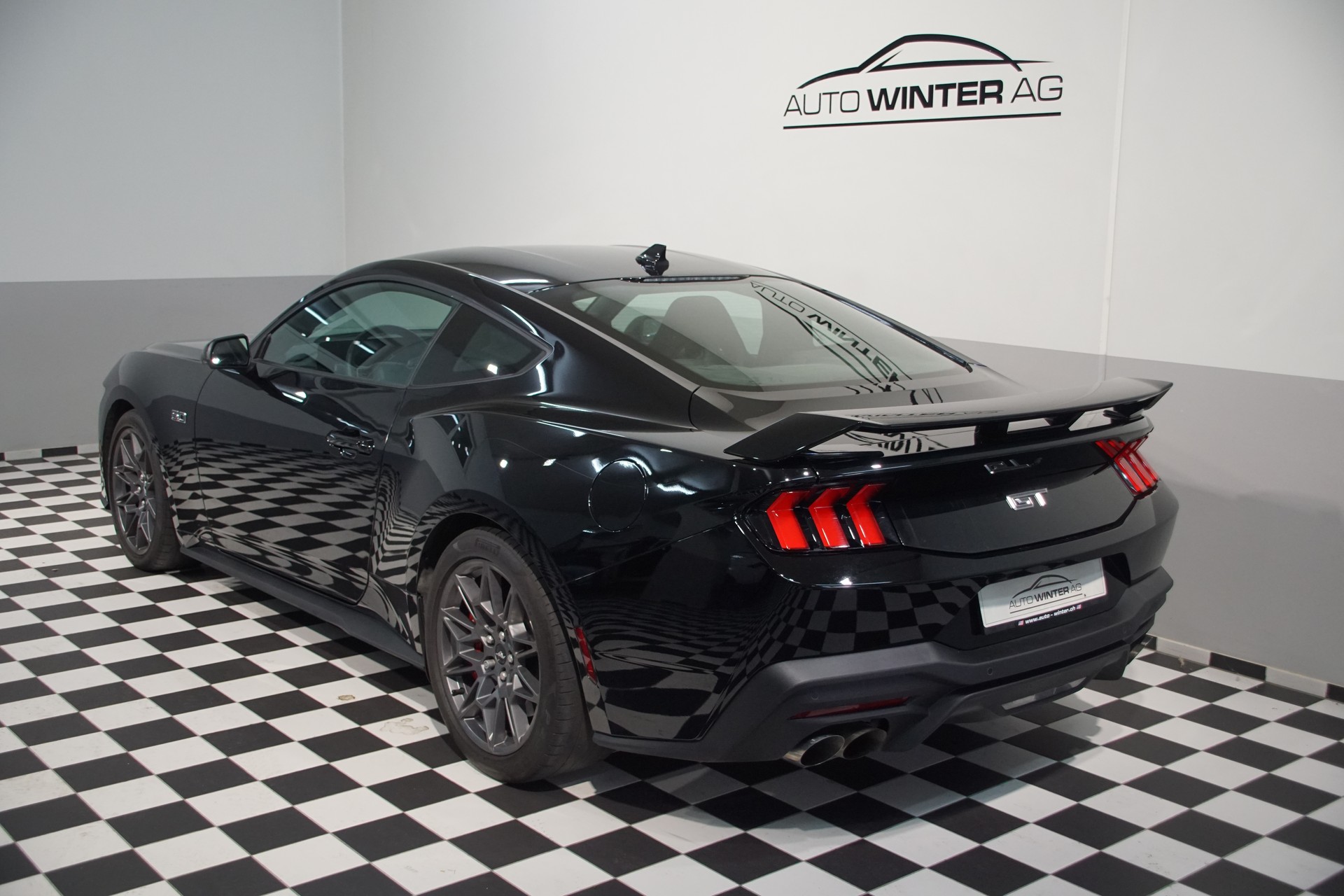 FORD Mustang Fastback 5.0 V8 GT Automat Canada-image-4