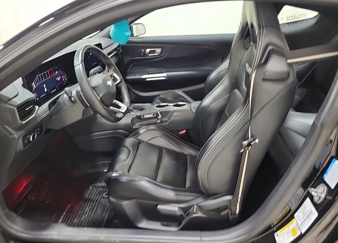 FORD Mustang Fastback 5.0 V8 GT Automat Canada-image-4