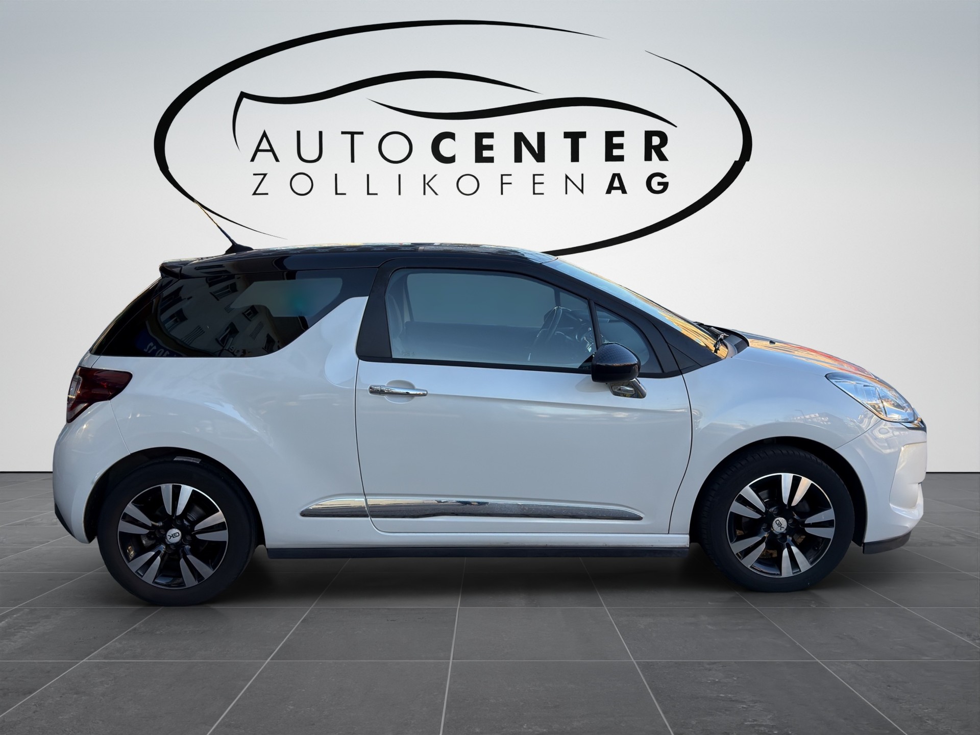 DS AUTOMOBILES DS 3 1.2 PureTech SO Chic EAT-image-4