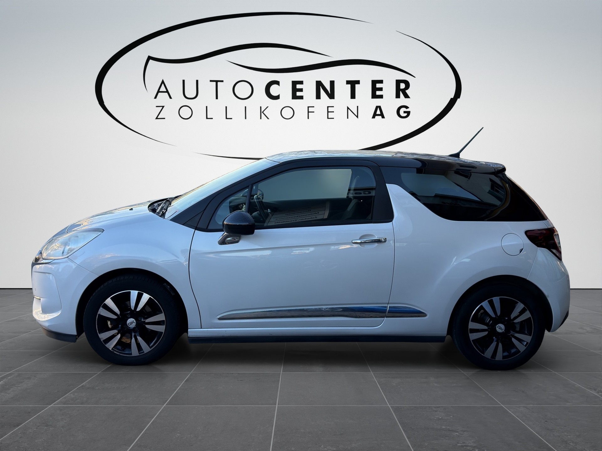 DS AUTOMOBILES DS 3 1.2 PureTech SO Chic EAT-image-3
