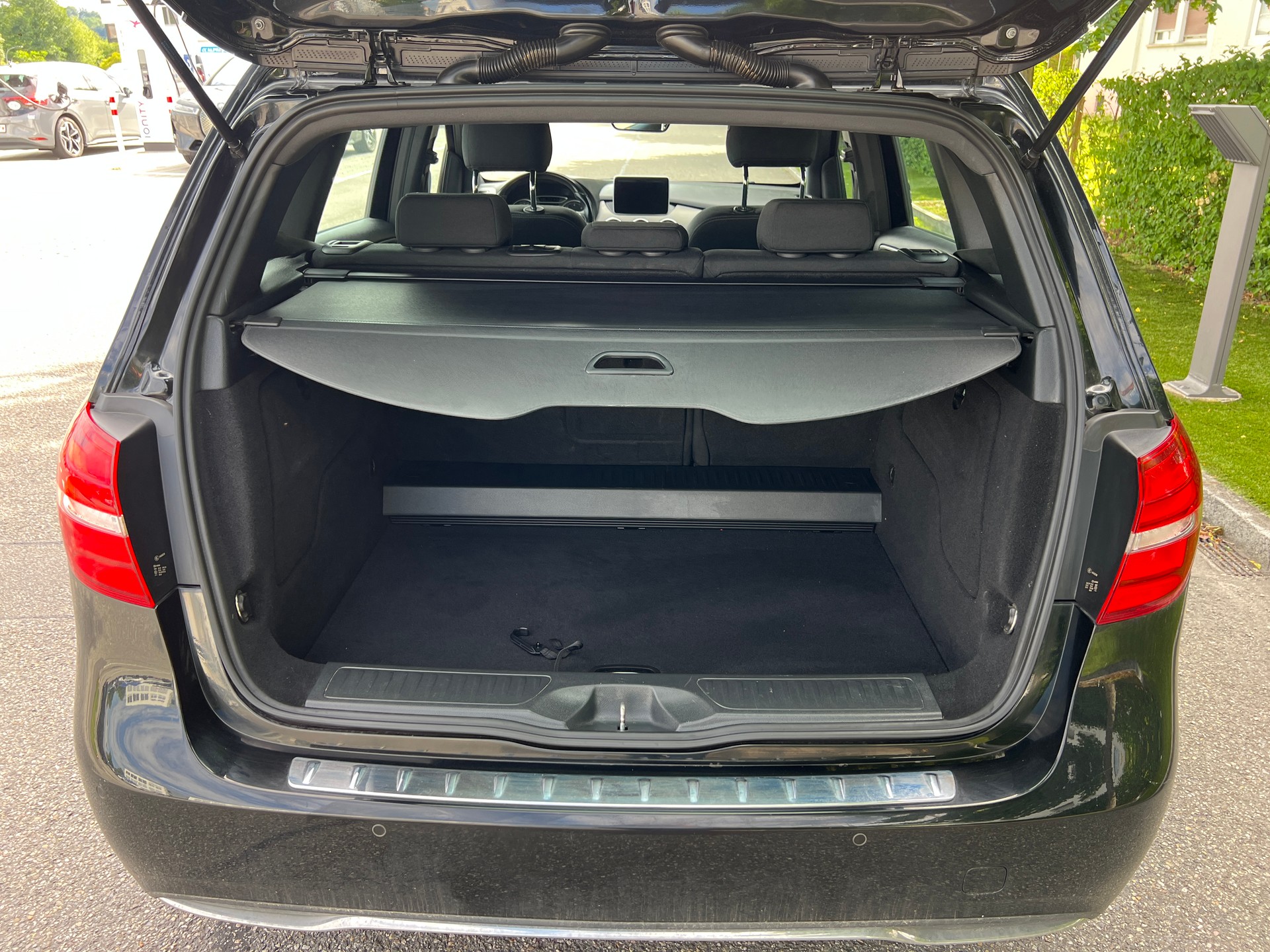 MERCEDES-BENZ B 180 CDI Urban-image-11