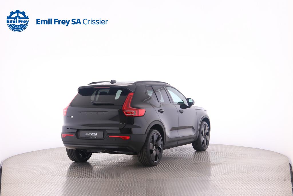VOLVO XC40 2.0 B4 MH Black Edition-image-4