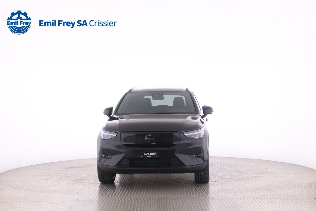 VOLVO XC40 2.0 B4 MH Black Edition-image-1