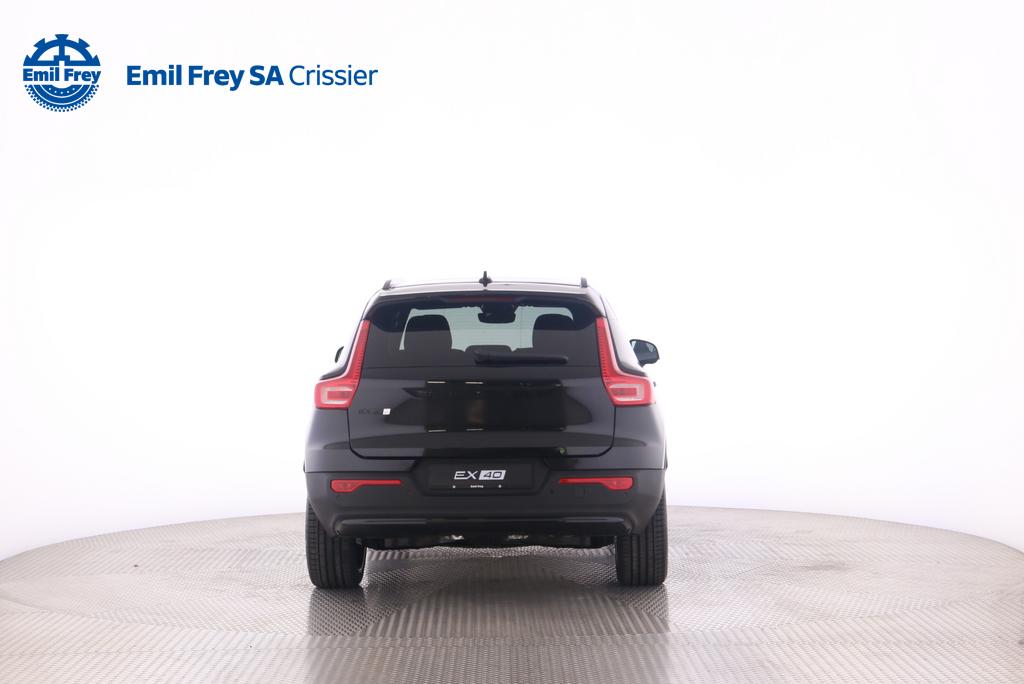 VOLVO XC40 2.0 B4 MH Black Edition-image-2