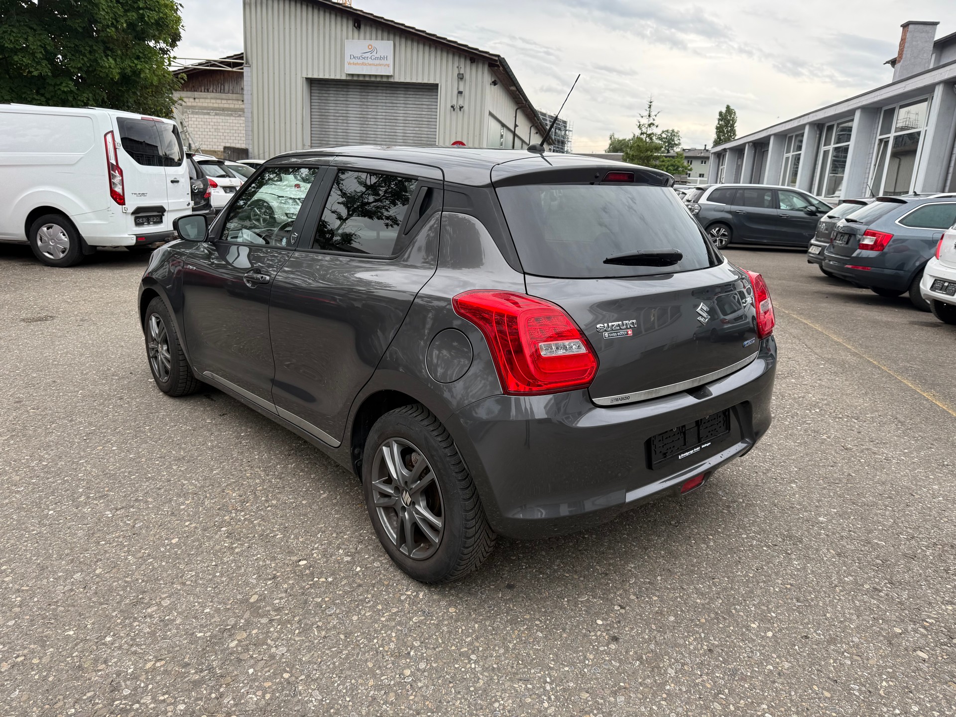 SUZUKI Swift 1.0 12V SHVS Tradizio Top Hybrid-image-3