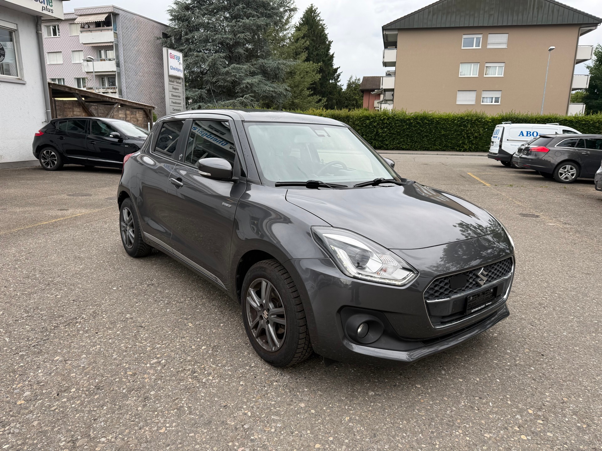 SUZUKI Swift 1.0 12V SHVS Tradizio Top Hybrid-image-1