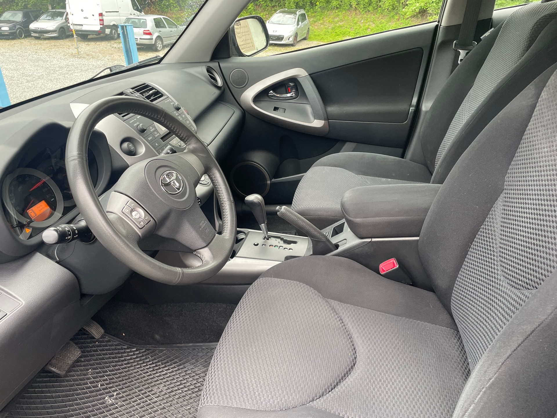 TOYOTA RAV-4 2.0 16V Linea Terra-image-7