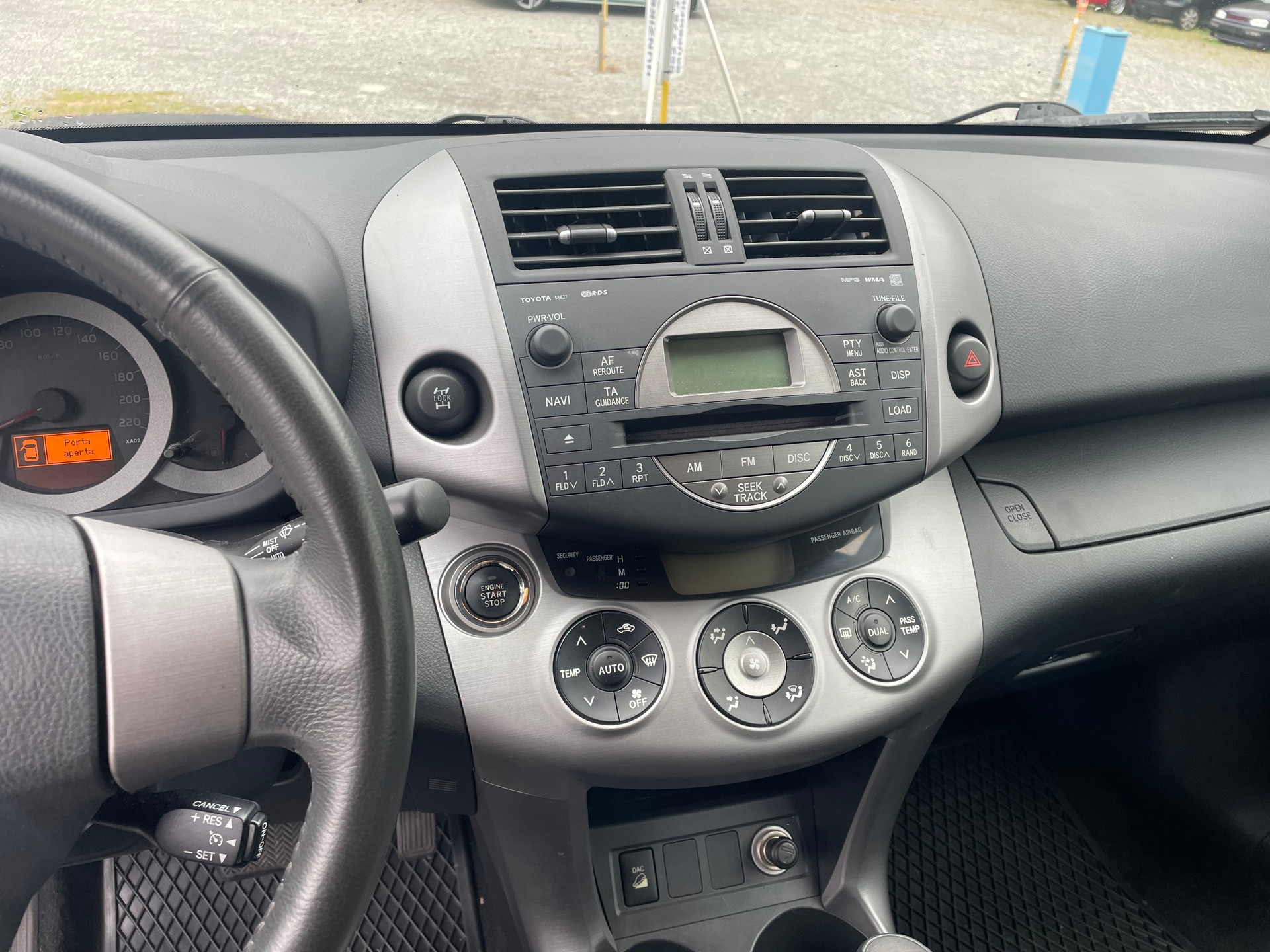 TOYOTA RAV-4 2.0 16V Linea Terra-image-6