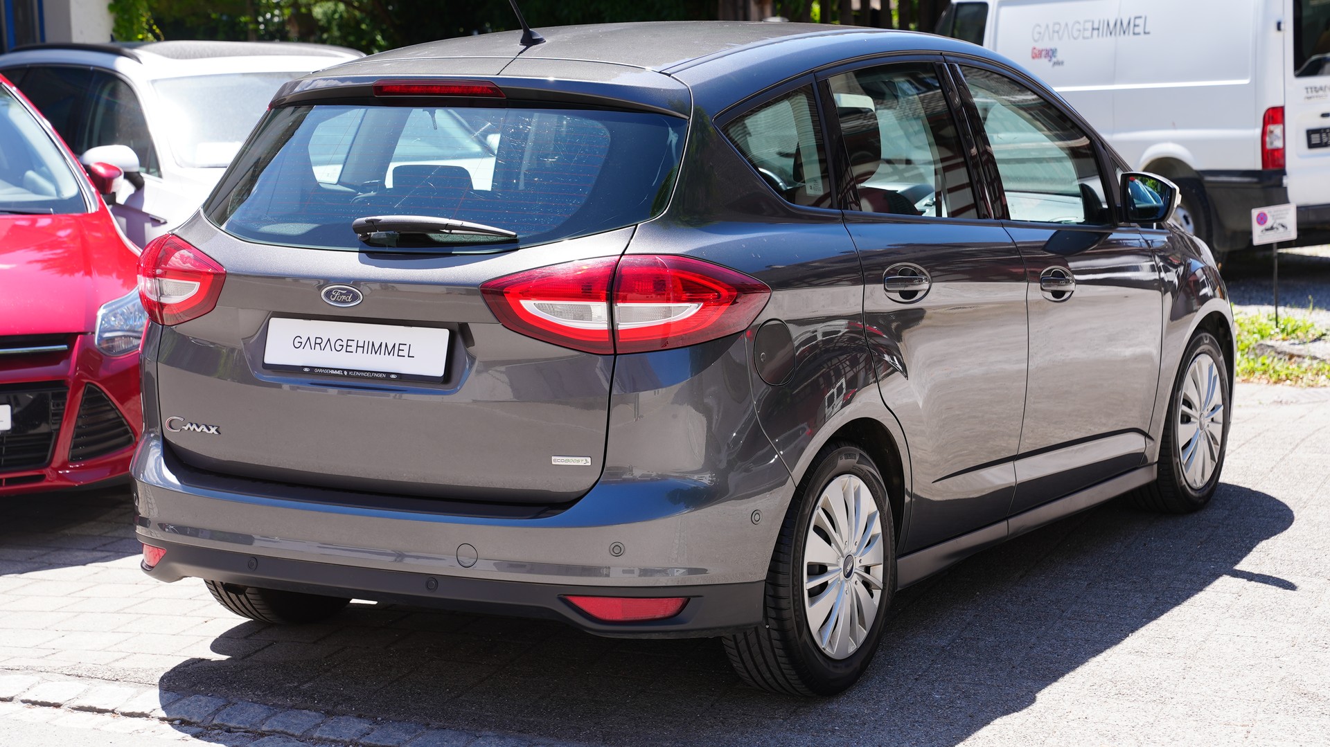 FORD C-Max 1.0 SCTi Titanium-image-10