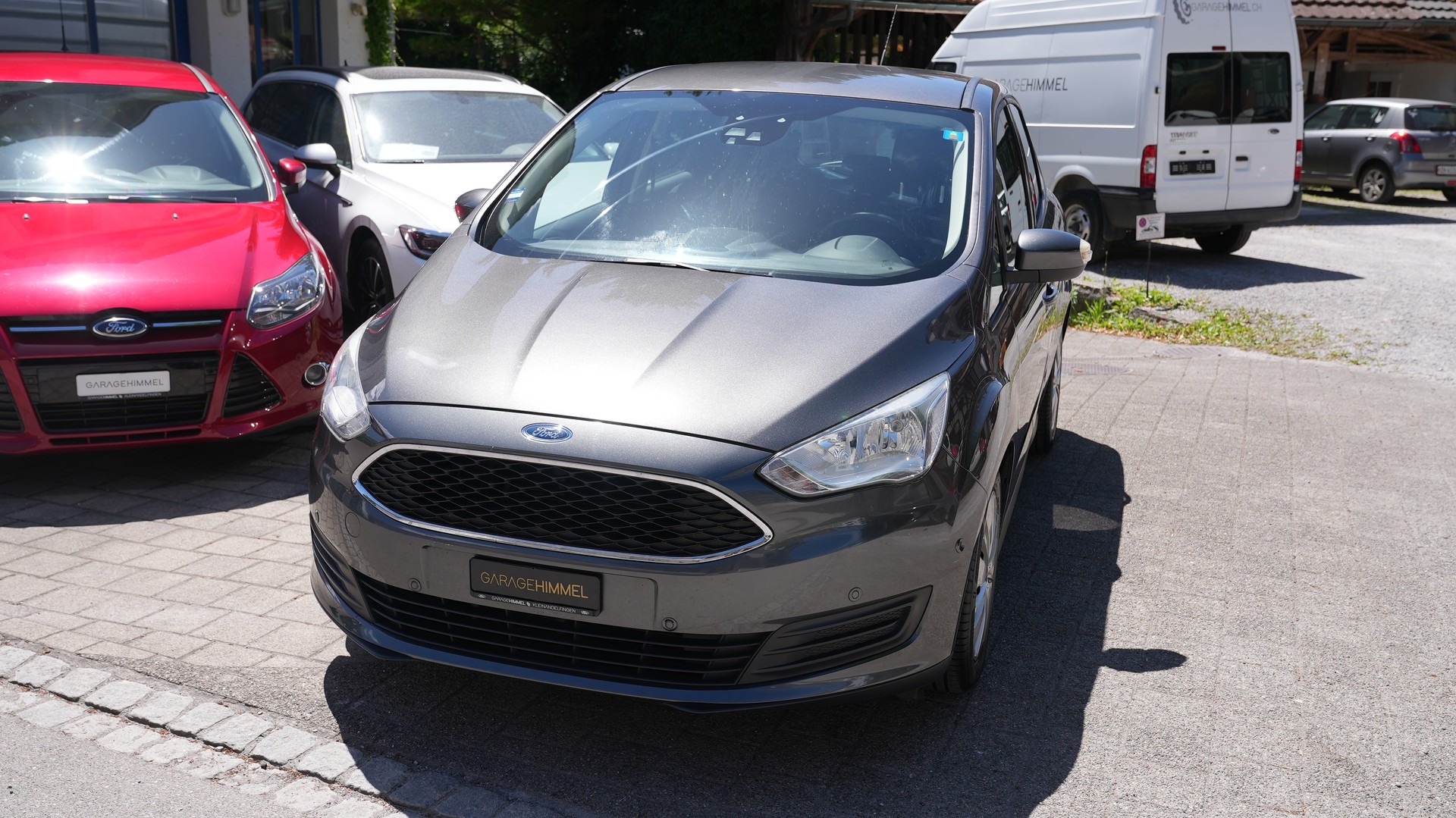 FORD C-Max 1.0 SCTi Titanium-image-1