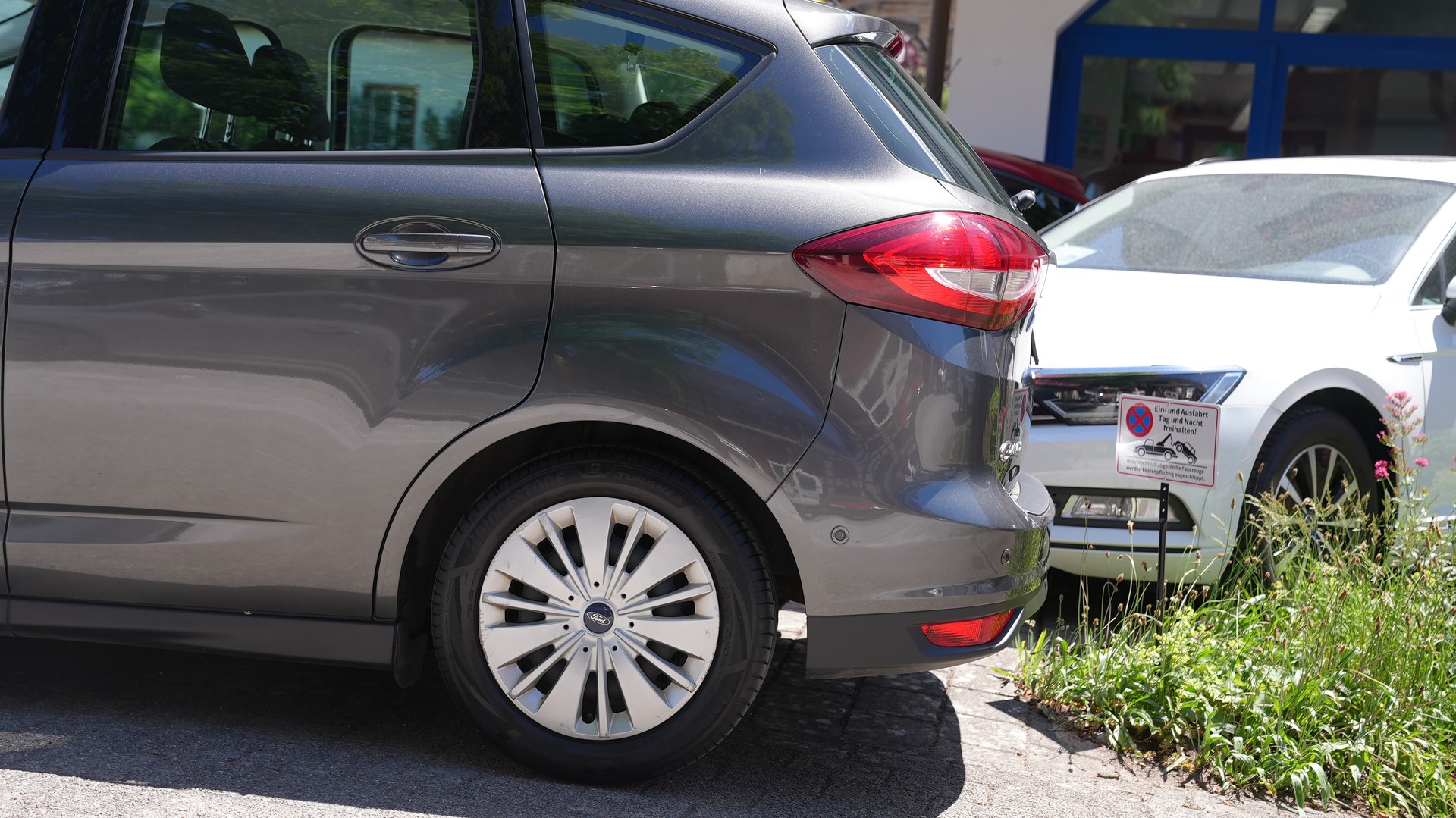 FORD C-Max 1.0 SCTi Titanium-image-3