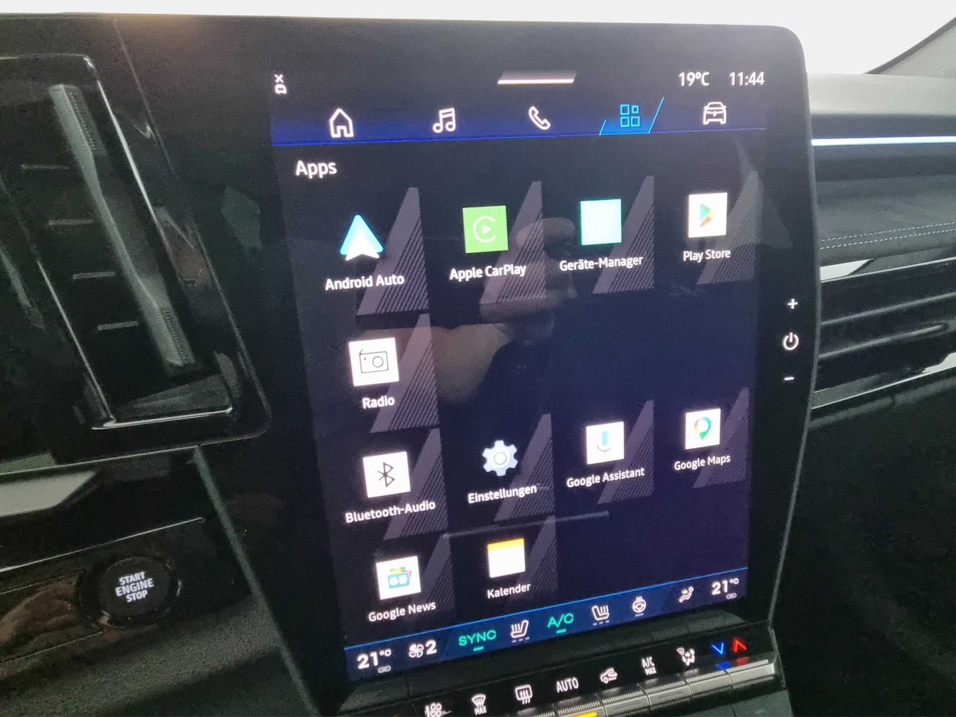 RENAULT Austral 1.2 Esprit Alpine HEV 200-image-15