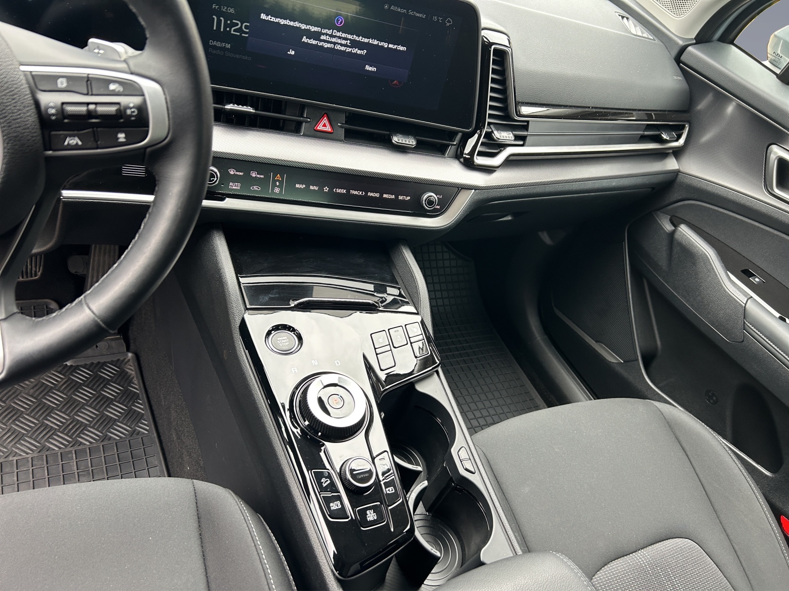 KIA Sportage 1.6 T-GDi Hybrid Power Edition-image-13