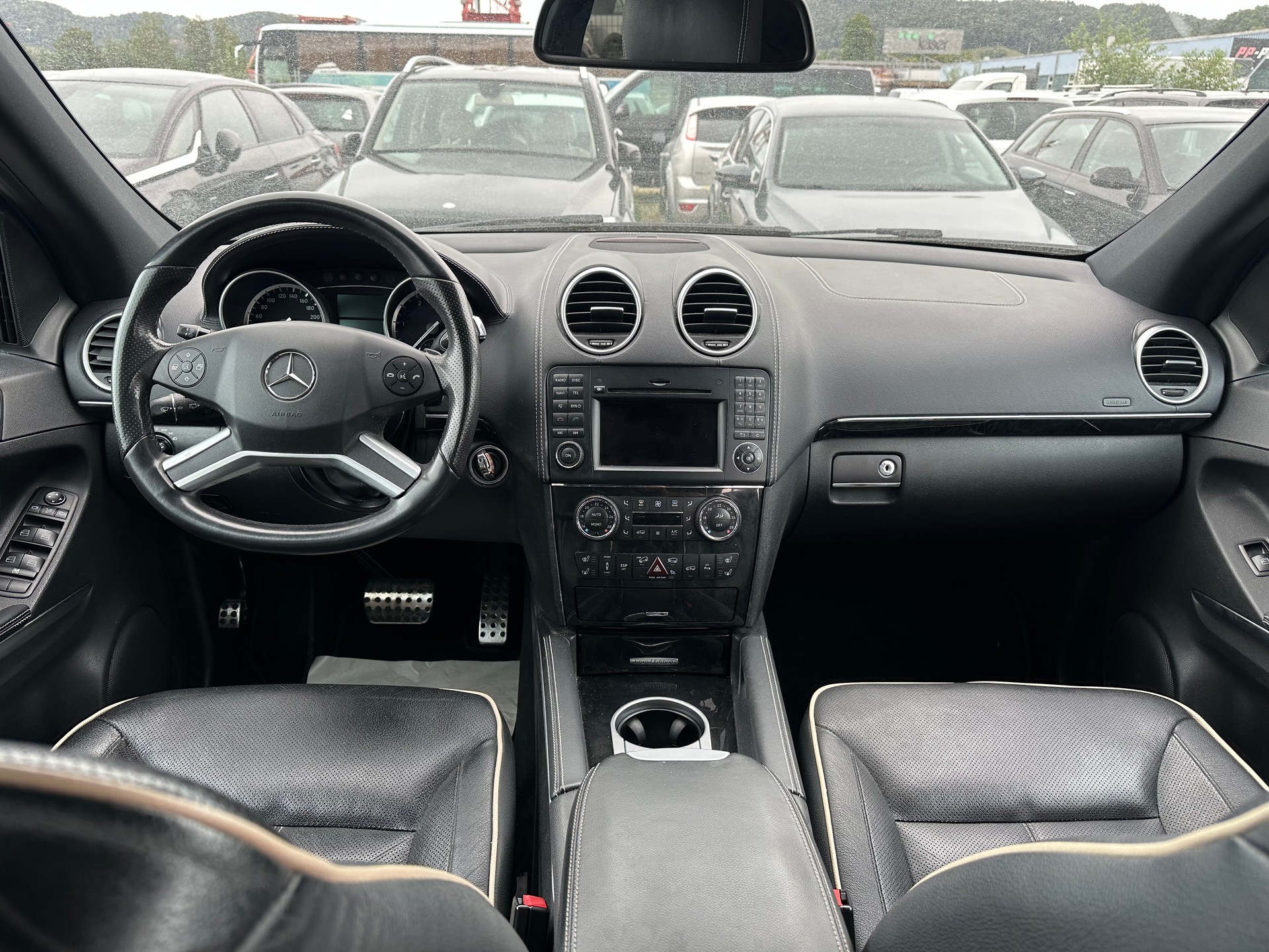 MERCEDES-BENZ ML 350 BlueTEC 4Matic 7G-Tronic-image-8
