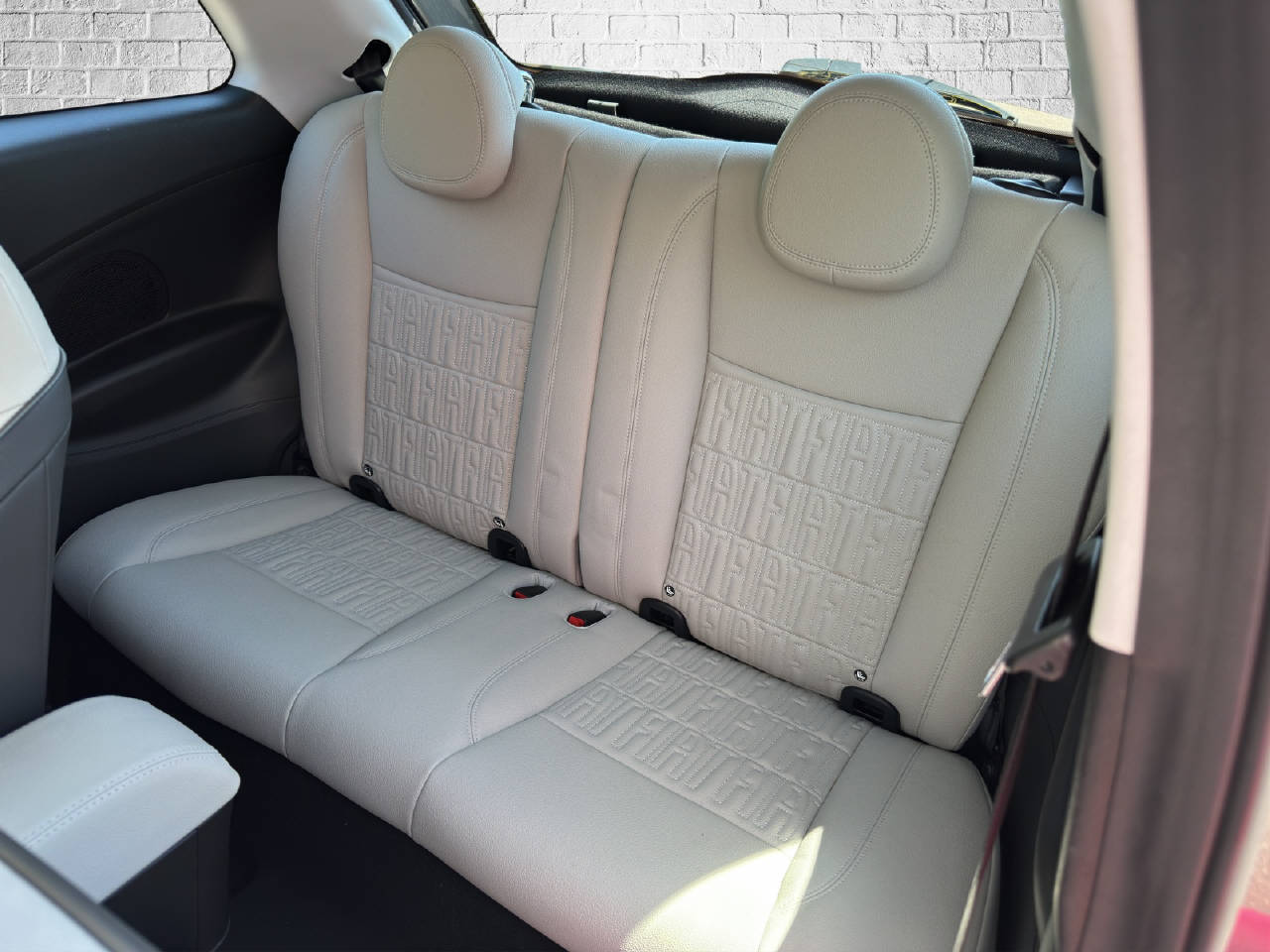 FIAT 500La Prima-image-8