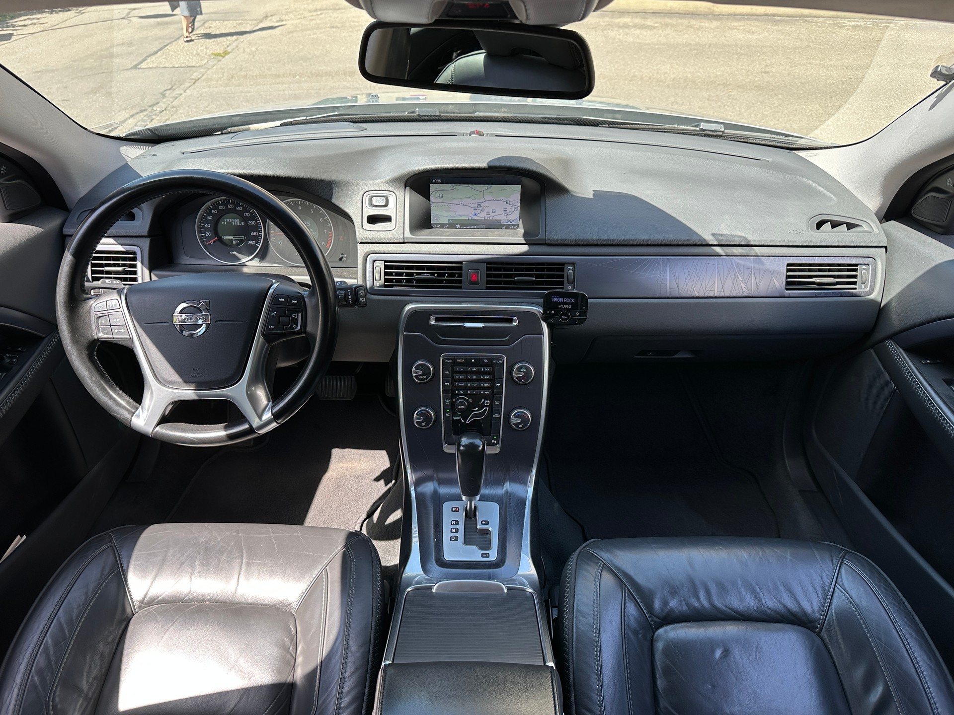 VOLVO V70 T4 OceanRace Powershift-image-7