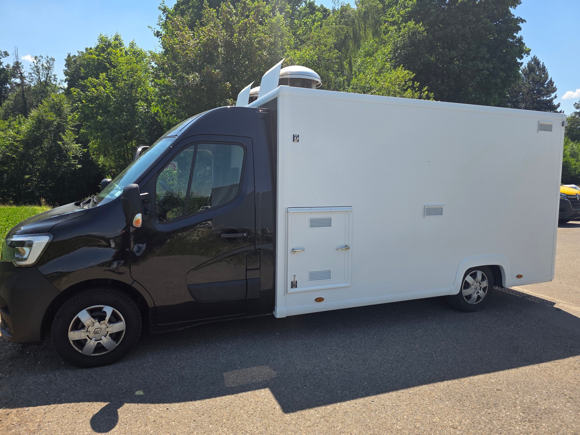 RENAULT Master T35 2.3 Blue dCi 145 L3H3-image-6