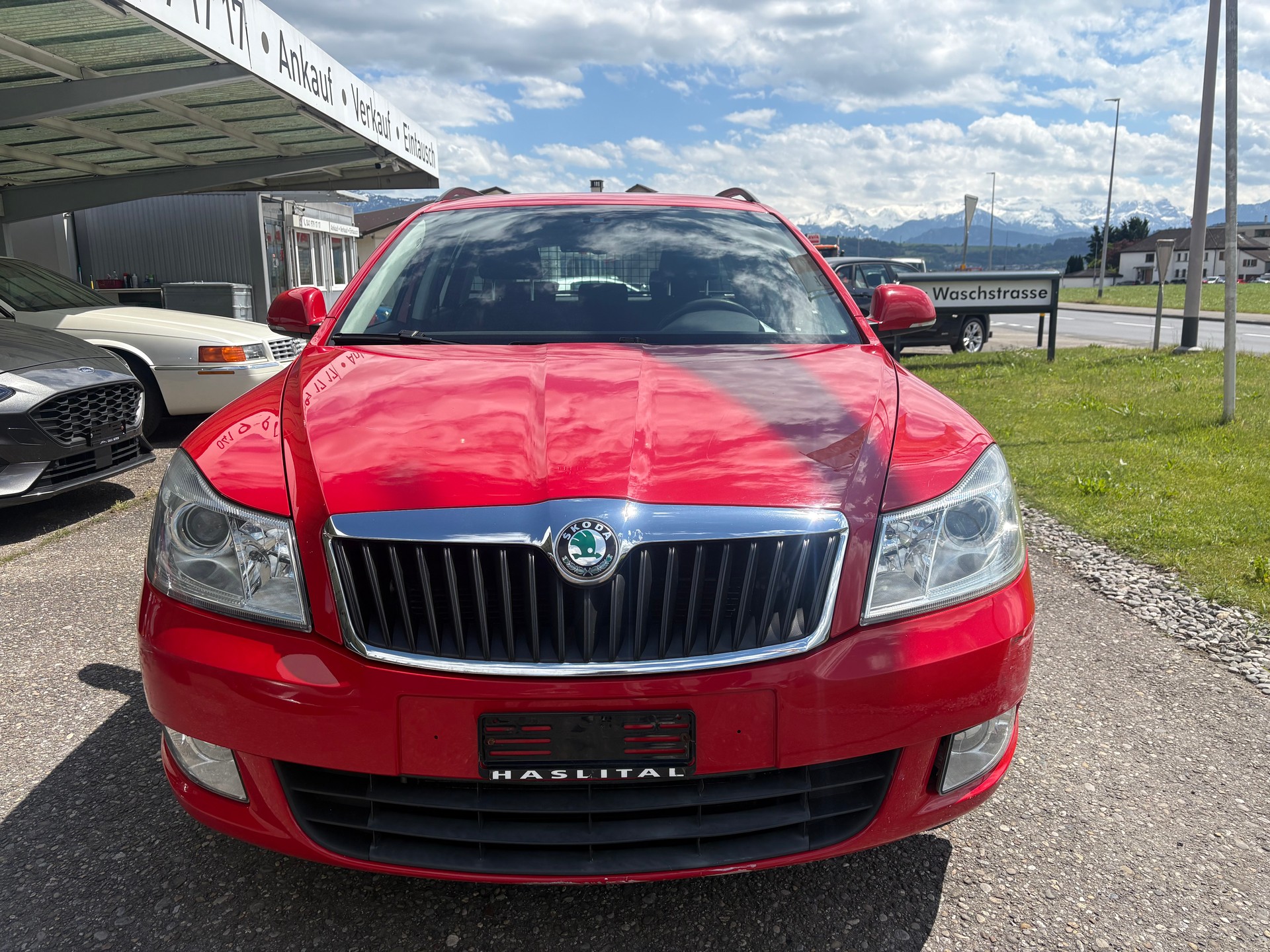 SKODA Octavia Combi 1.8 TSI Ambition 4x4-image-1